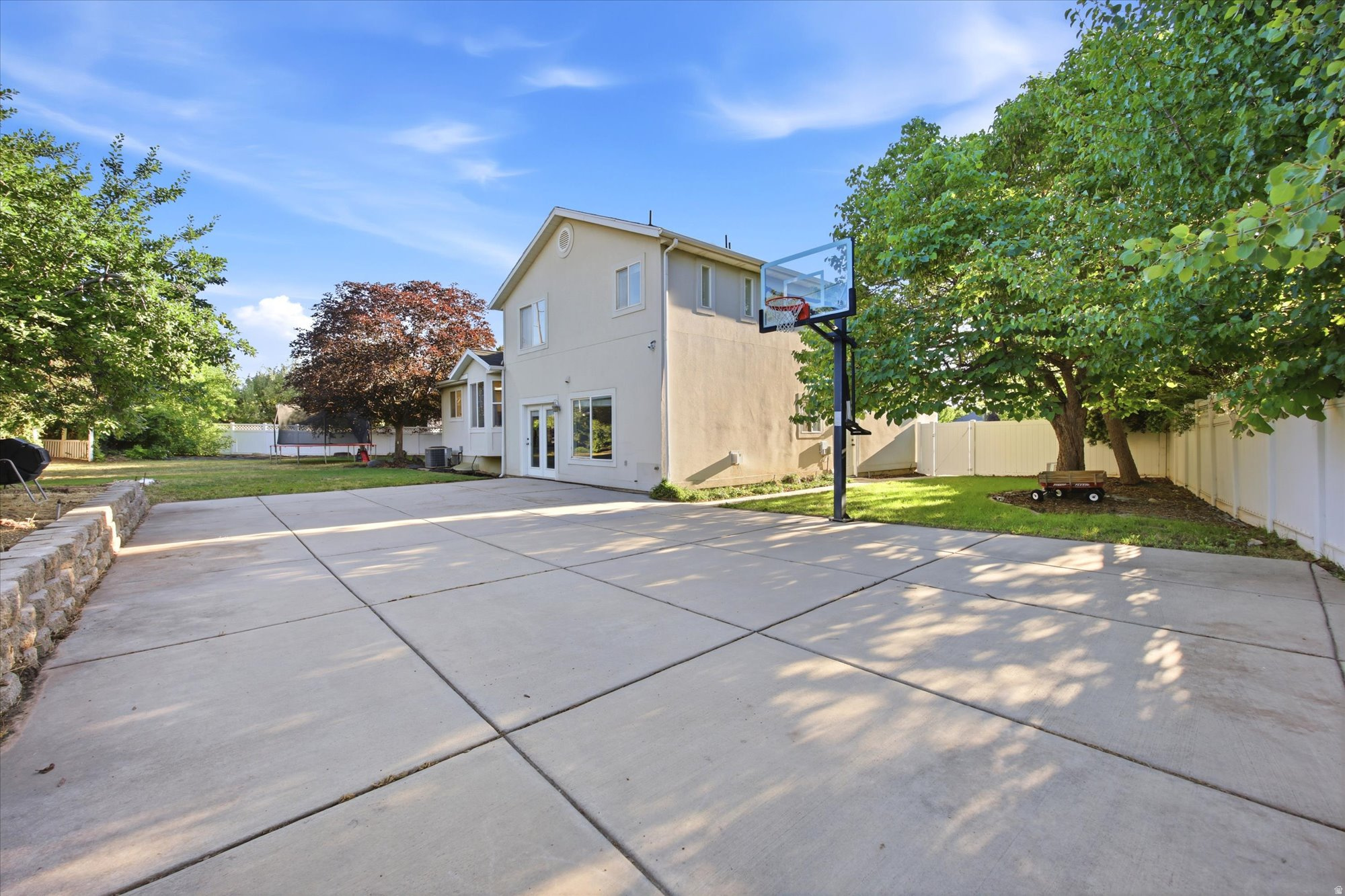 COUNTRY SPRINGS - Residential