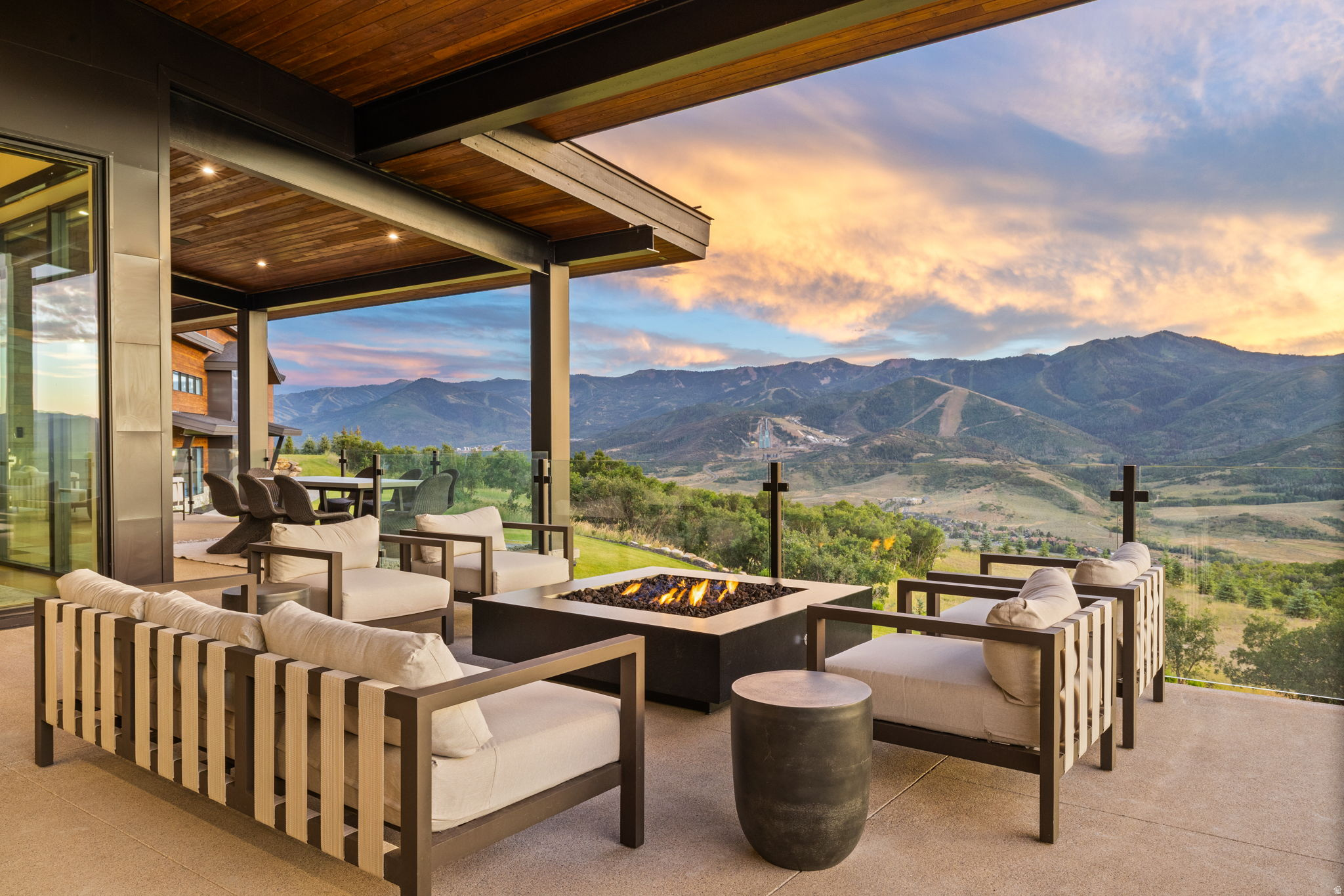 THE RIDGE AT RED HAWK SUBDIVISION - Residential