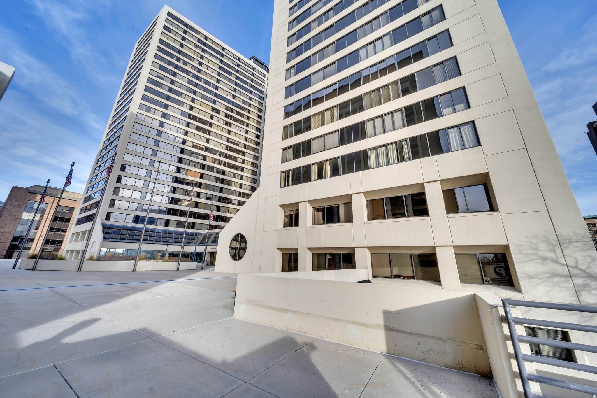AMERICAN TOWERS - Residential