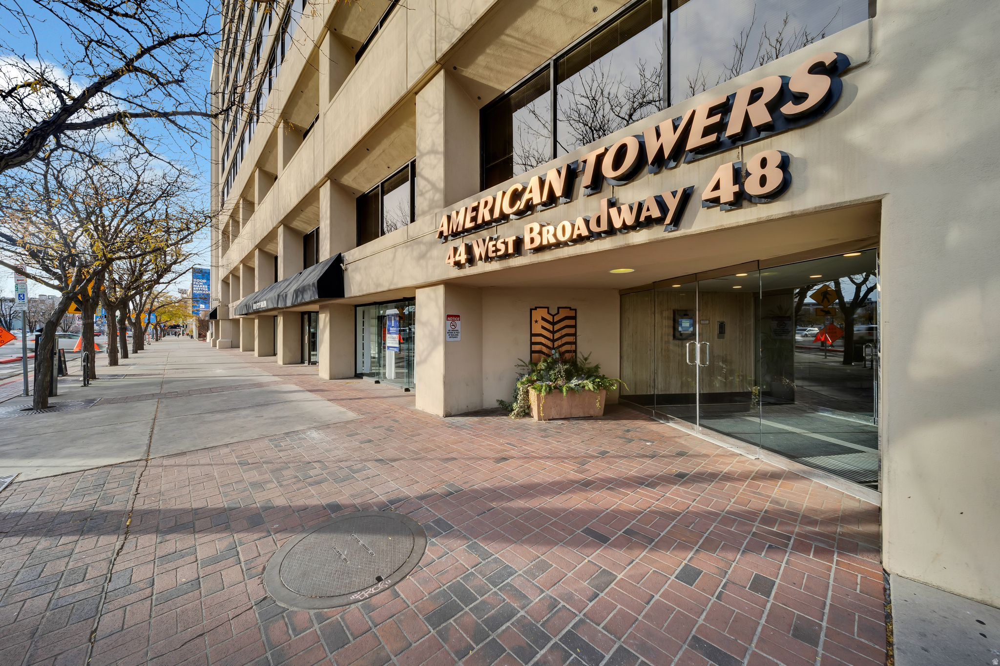 AMERICAN TOWERS - Residential