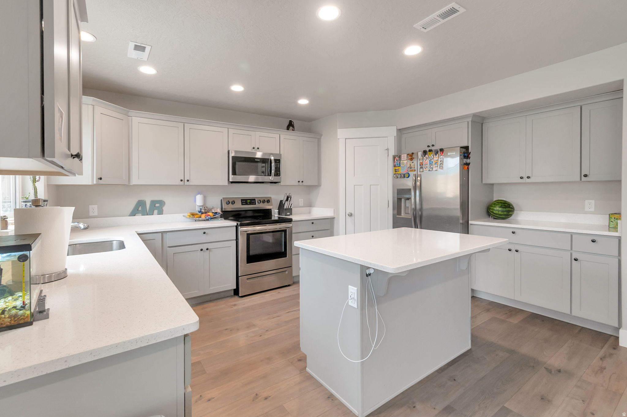 WOODLAND VIEW - Residential