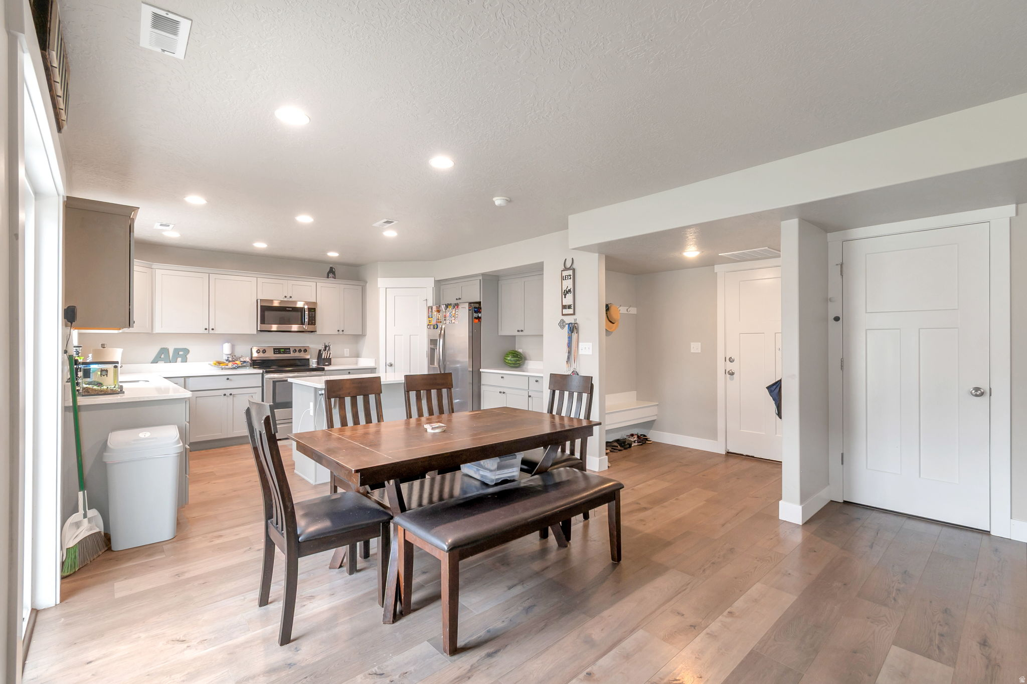 WOODLAND VIEW - Residential