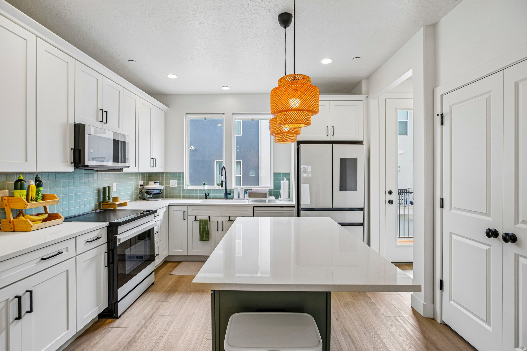 DAYBREAK - Residential