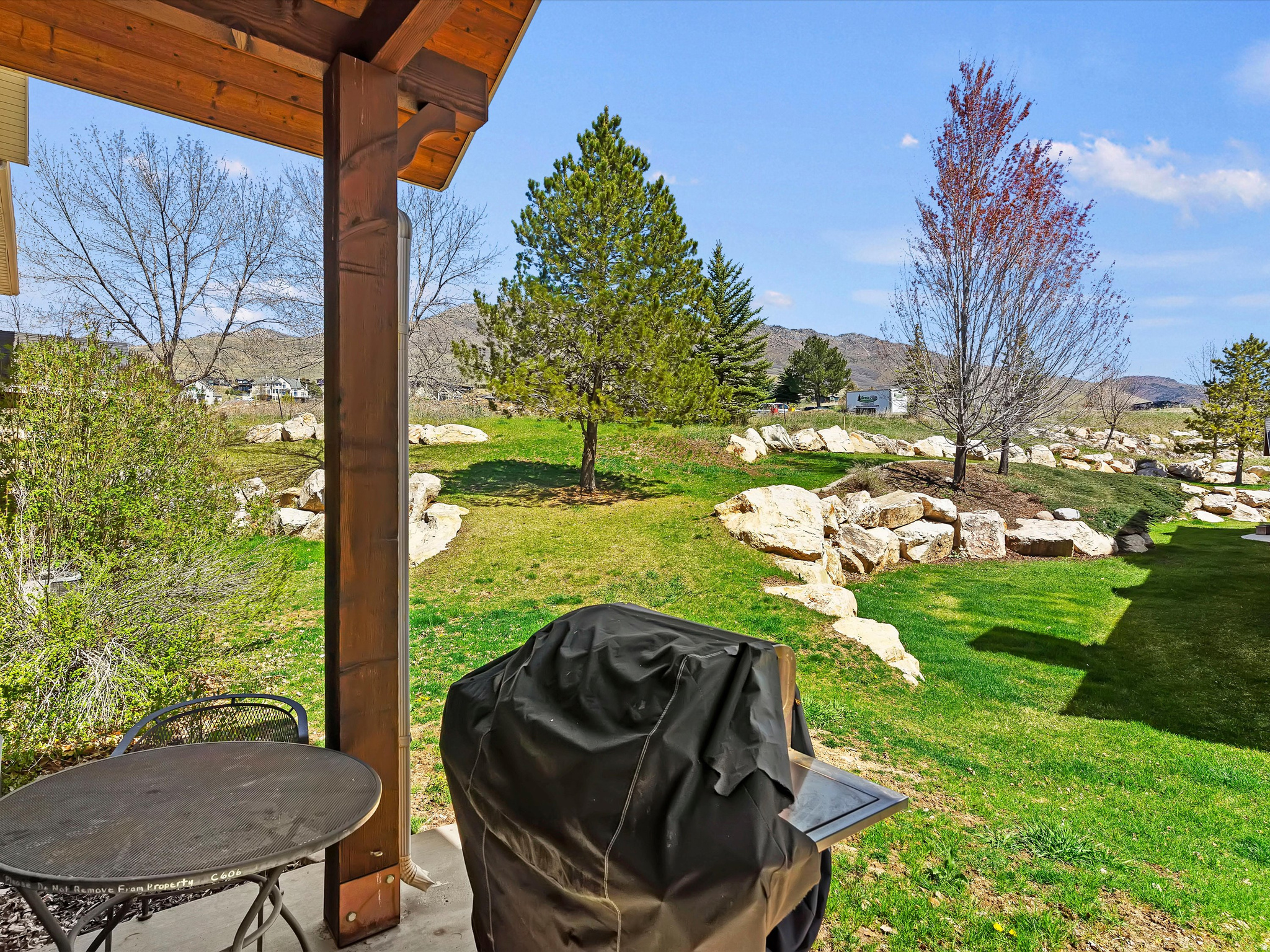 THE CASCADES AT MOOS - Residential