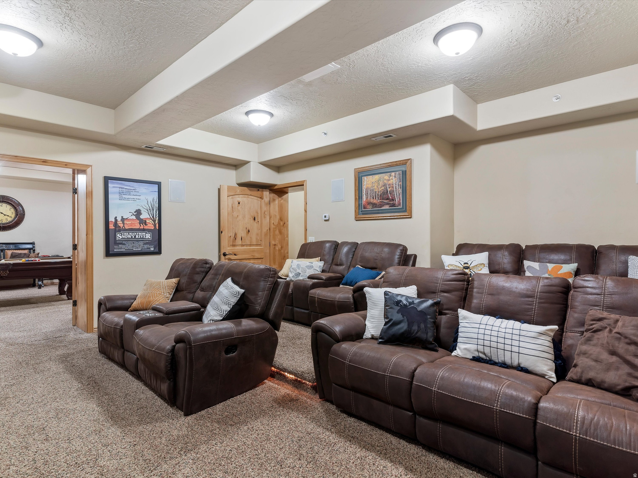 THE CASCADES AT MOOS - Residential