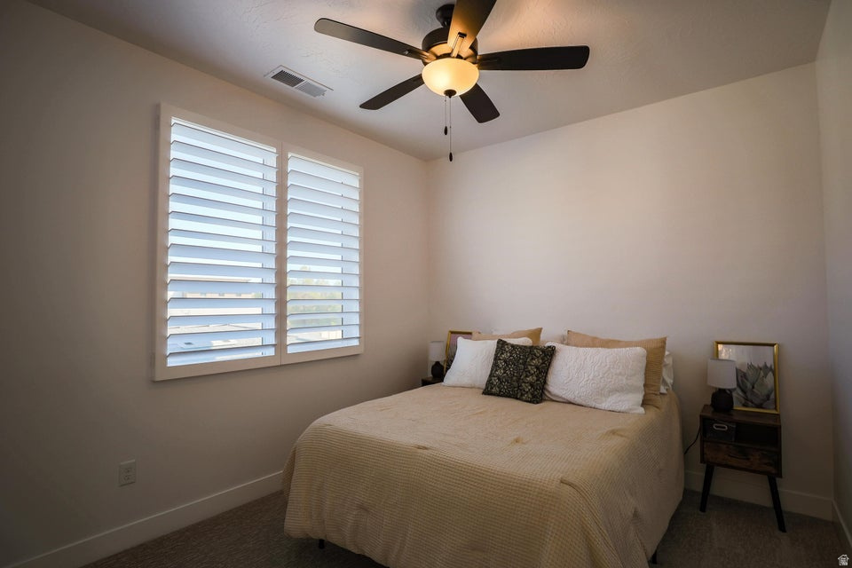 PEREGRINE POINTE WEST - Residential