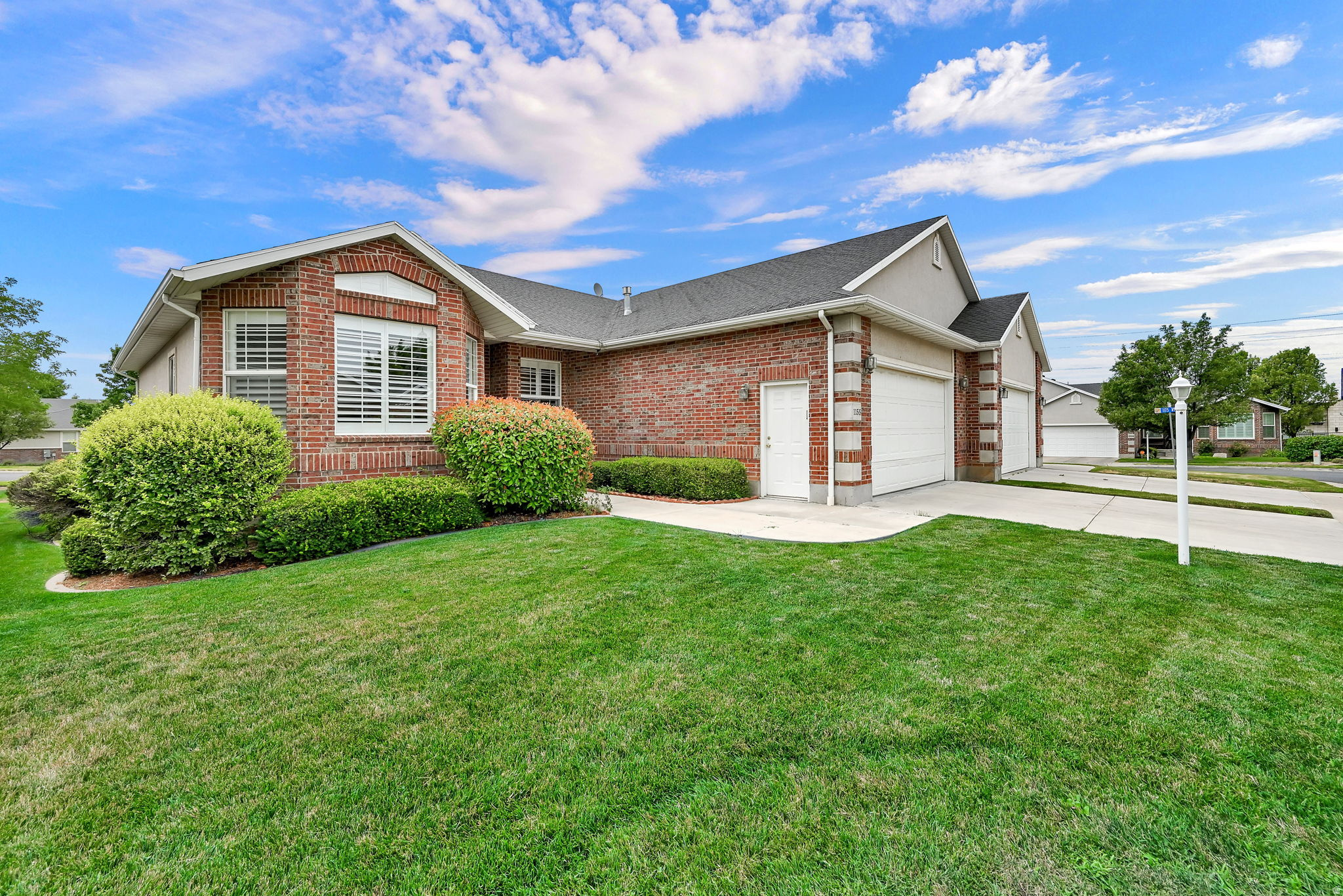 SPRING CREEK - Residential