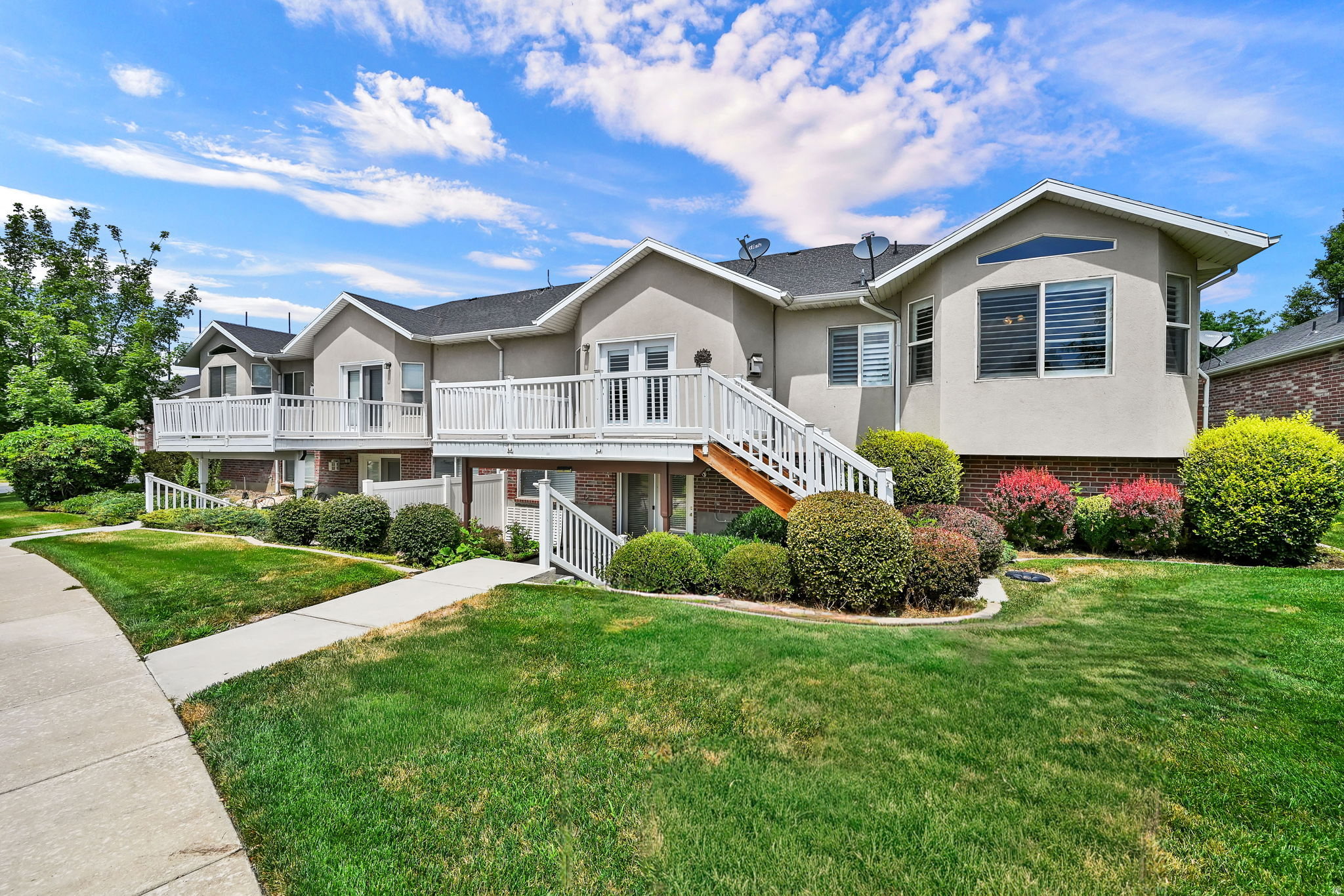 SPRING CREEK - Residential