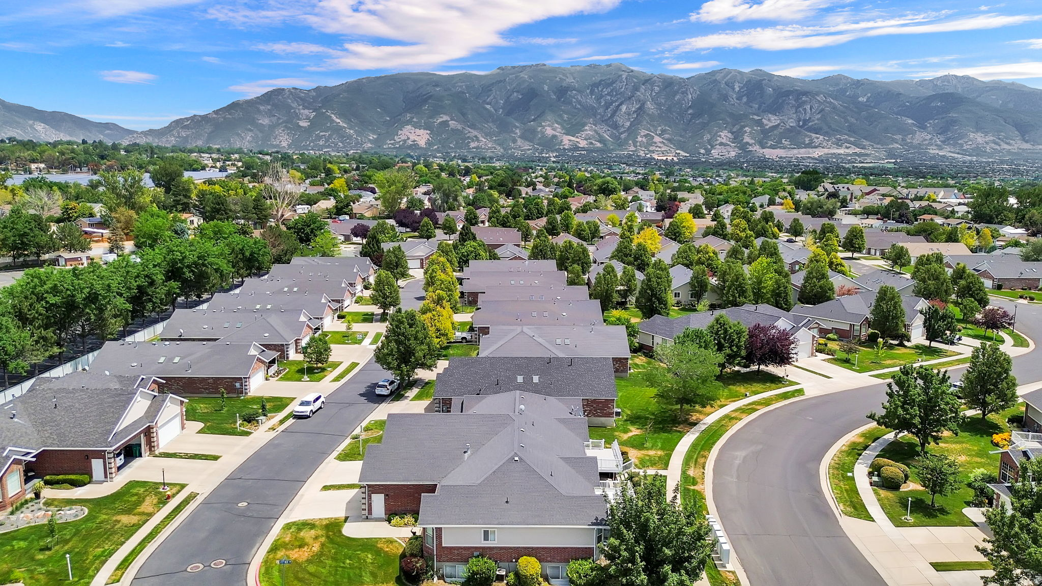 SPRING CREEK - Residential