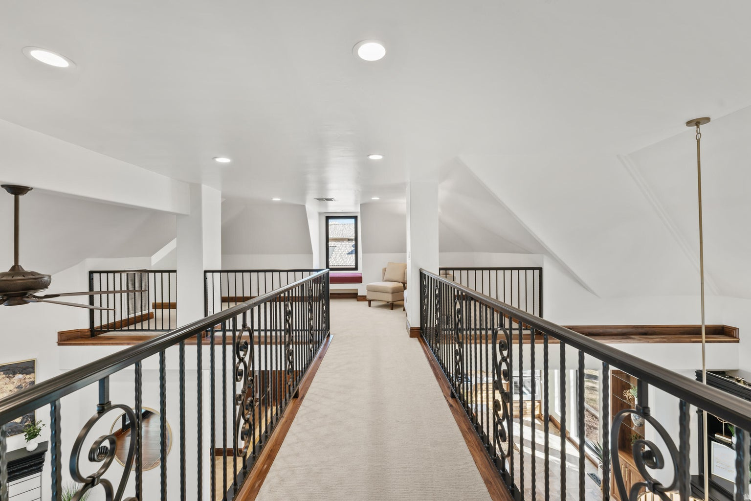 BLOOMINGTON RANCHOS - Residential