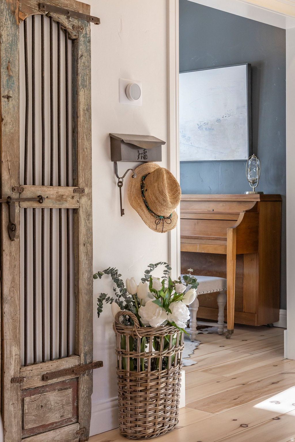 DUTCH FIELDS - Residential