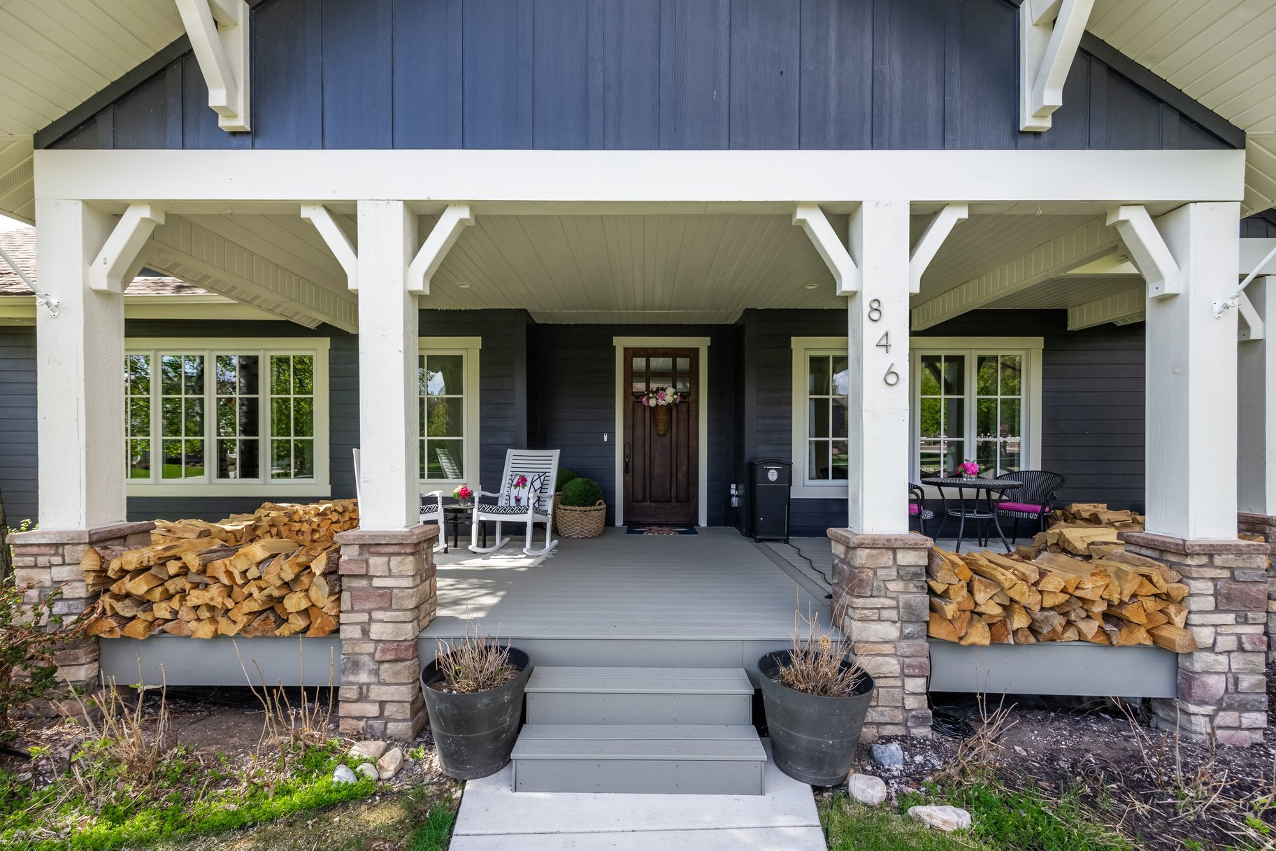 DUTCH FIELDS - Residential
