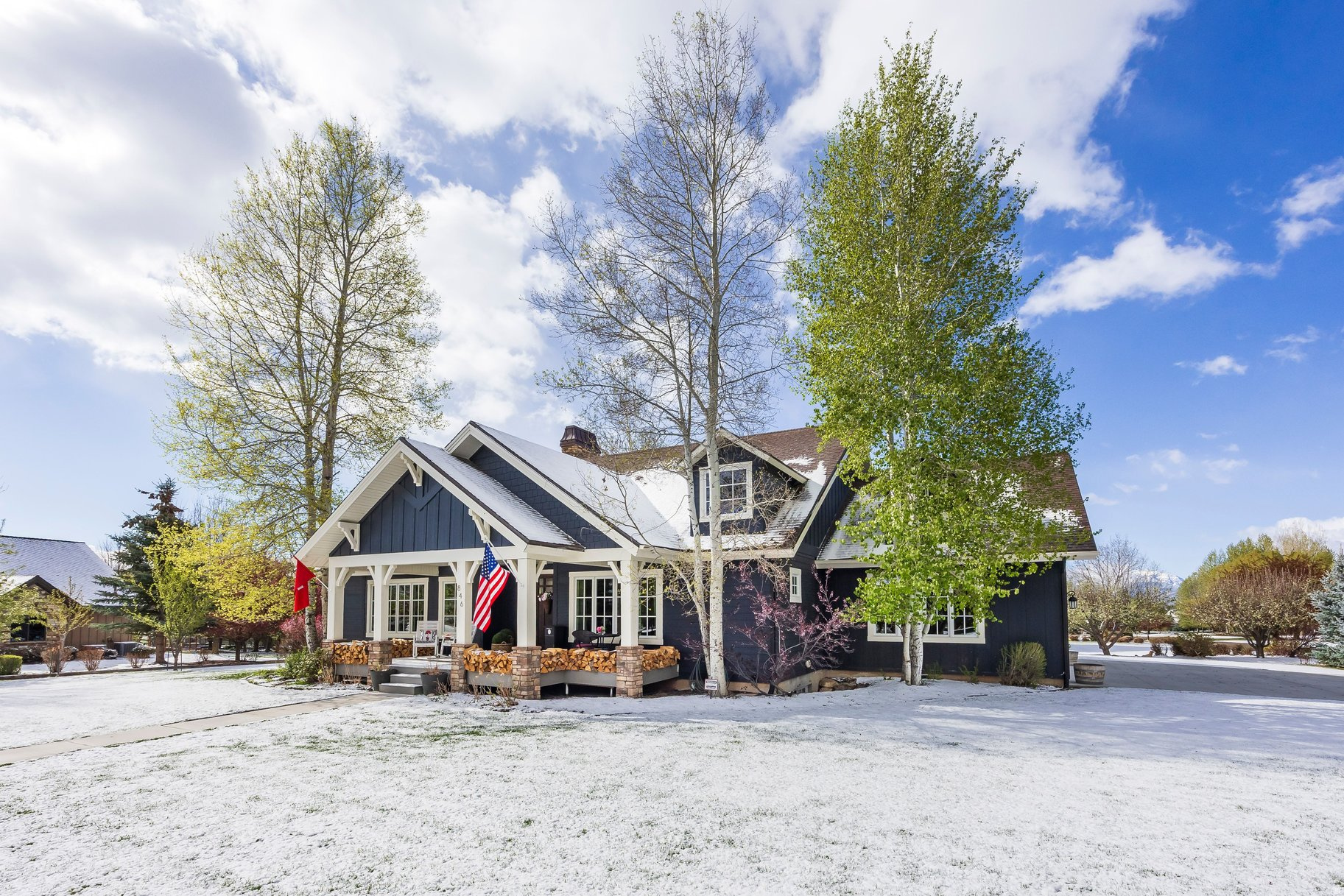DUTCH FIELDS - Residential
