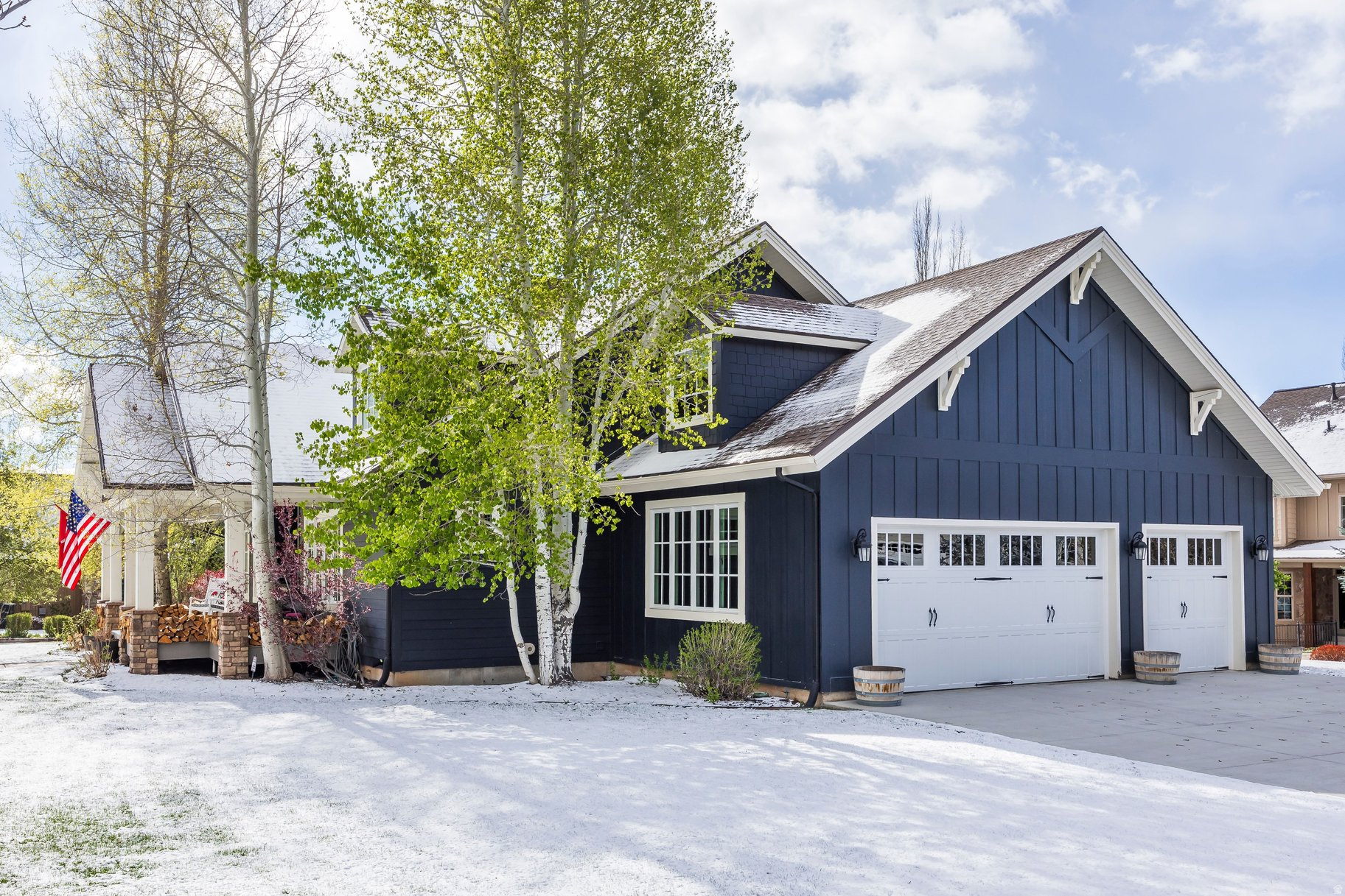DUTCH FIELDS - Residential