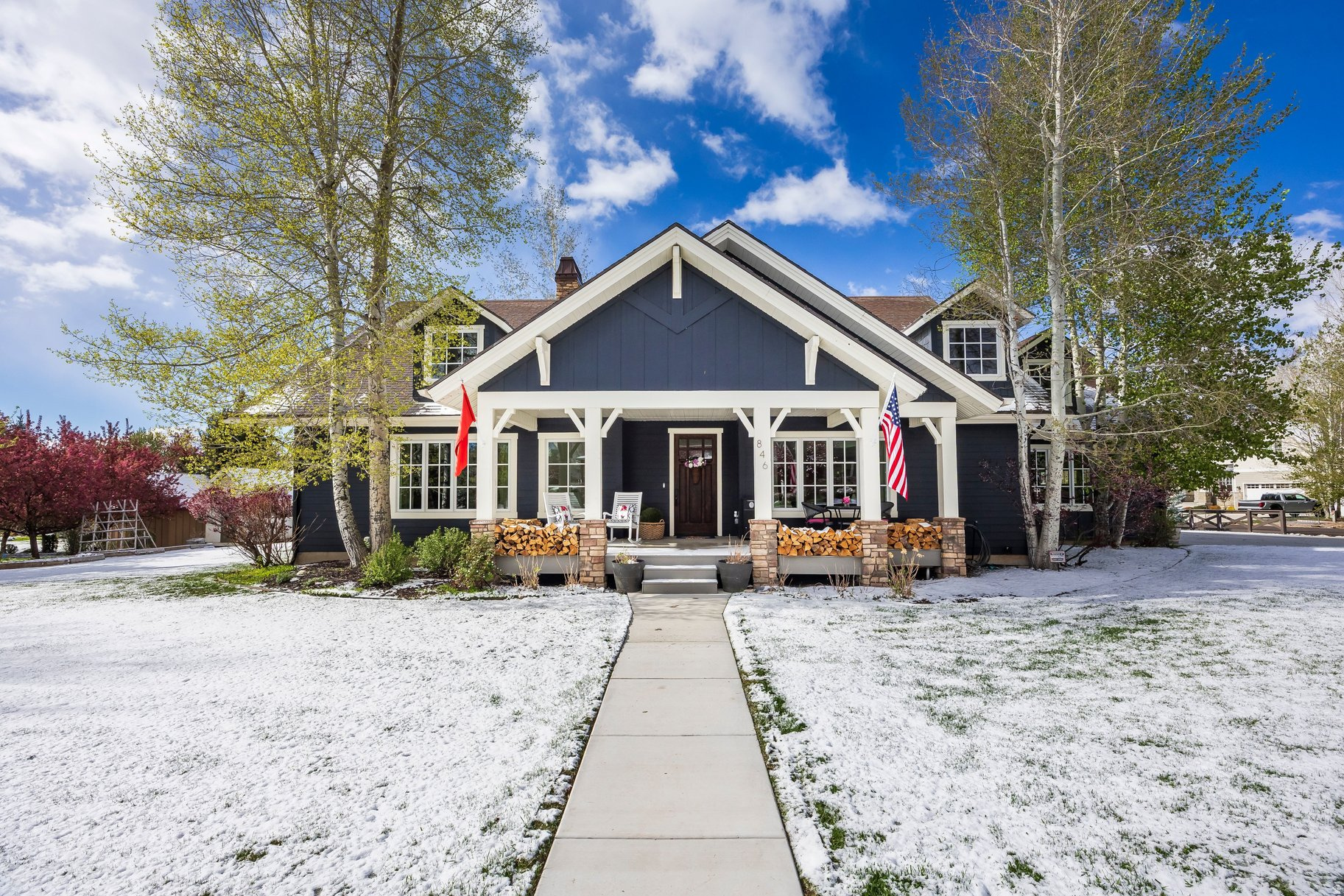 DUTCH FIELDS - Residential