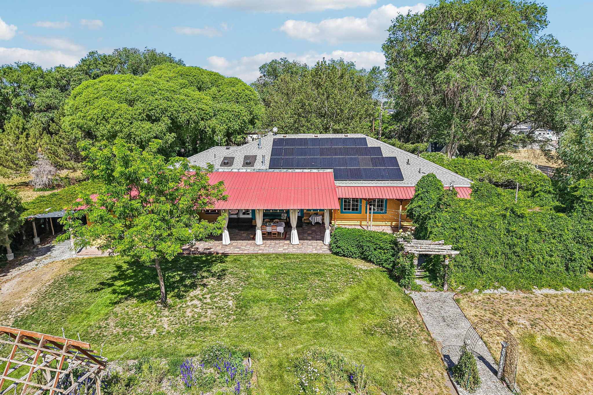 PALOMINO RANCH - Residential