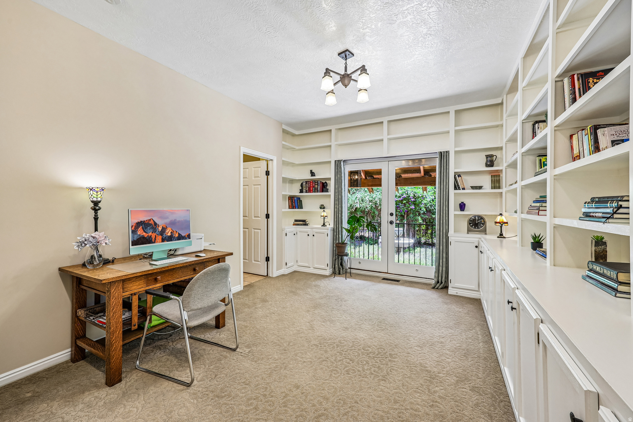 PALOMINO RANCH - Residential