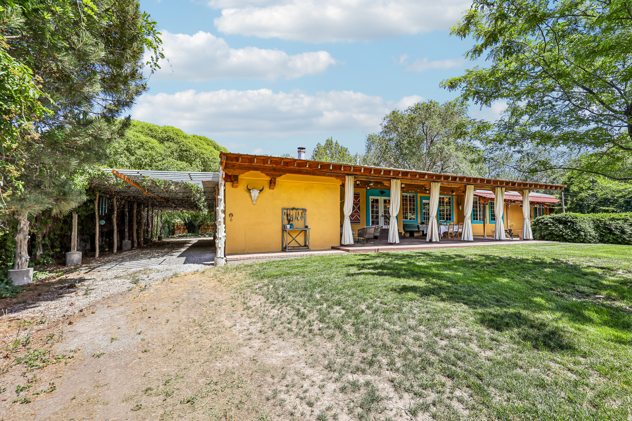 PALOMINO RANCH - Residential