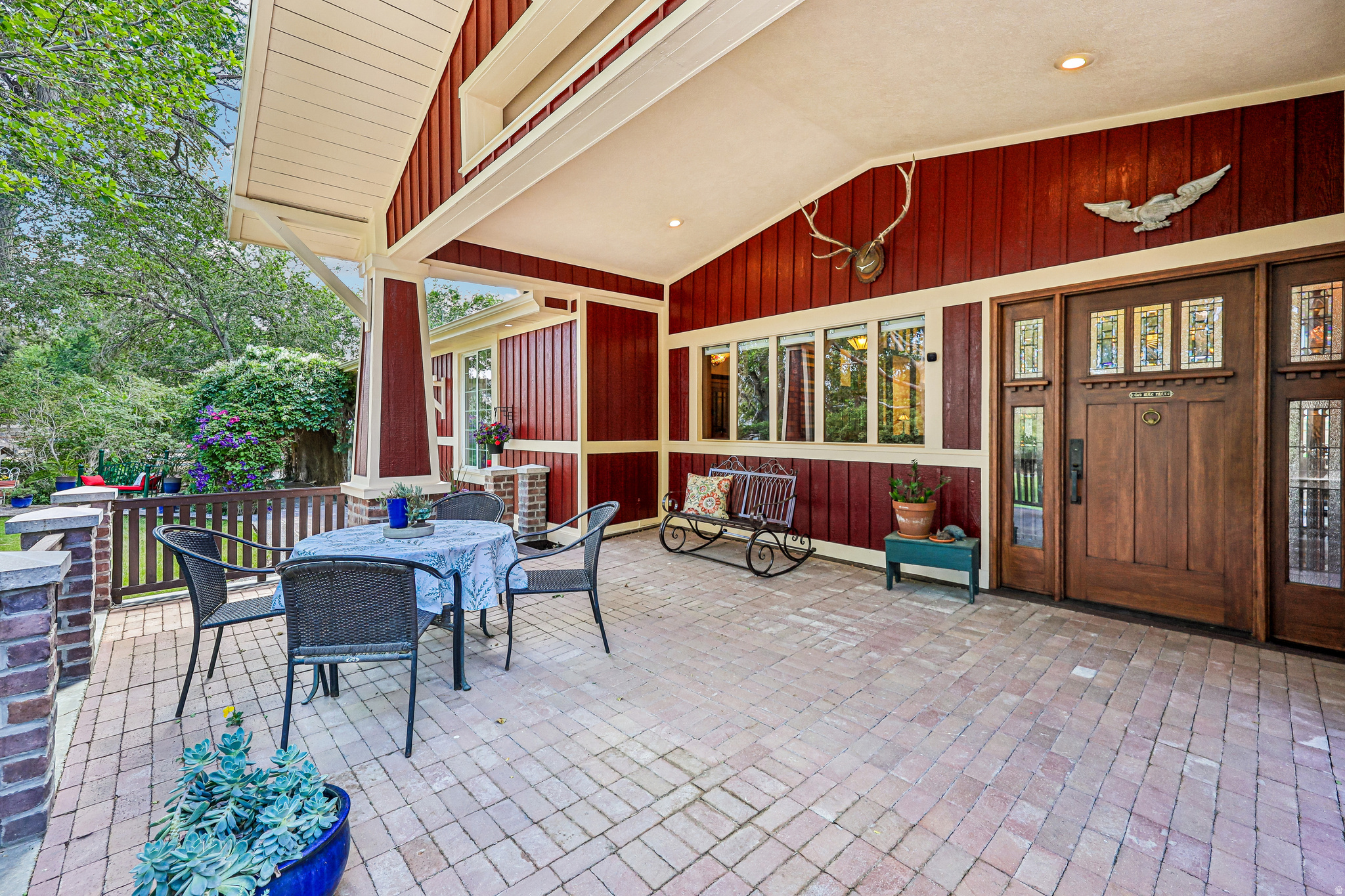 PALOMINO RANCH - Residential