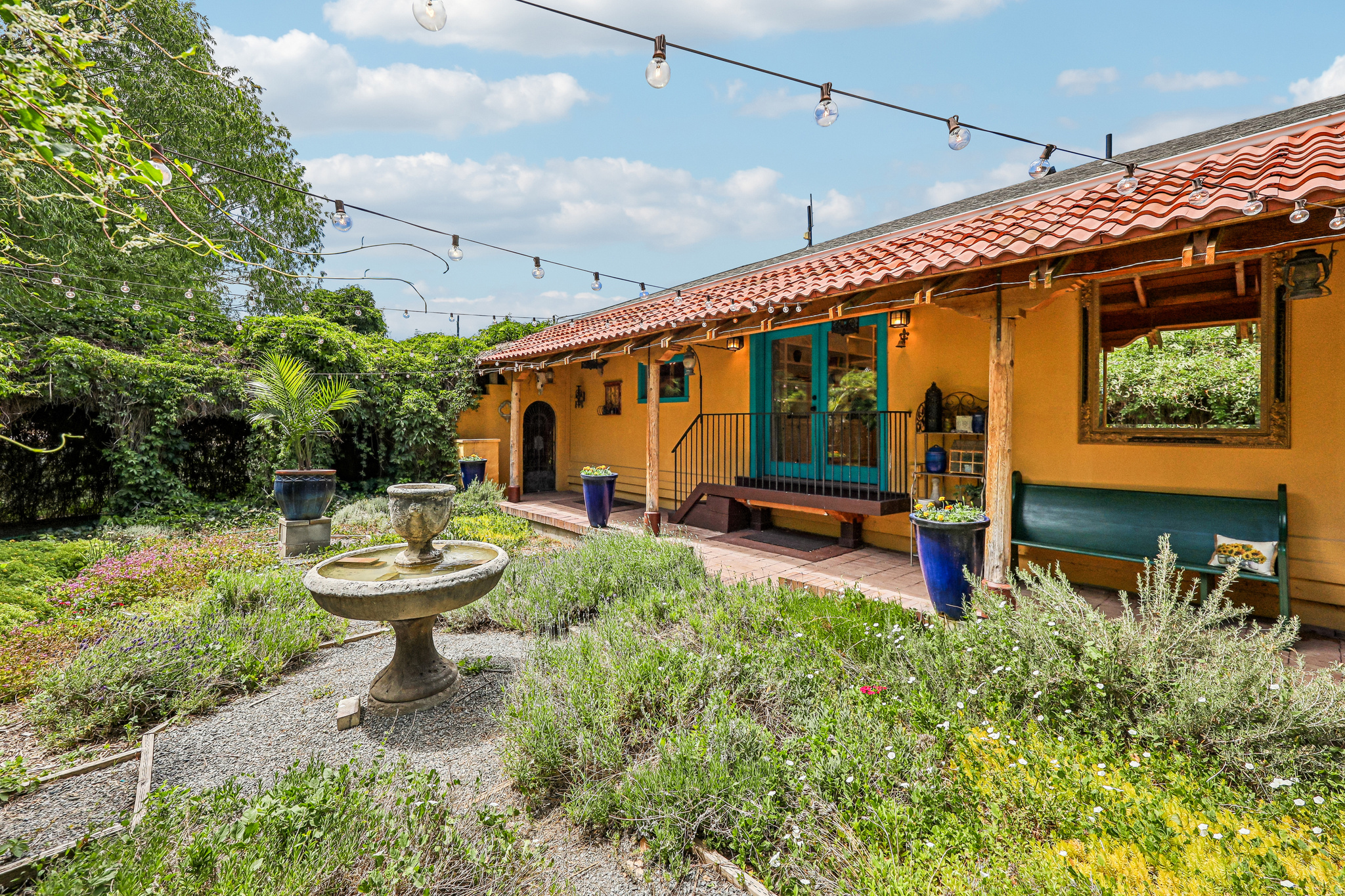 PALOMINO RANCH - Residential