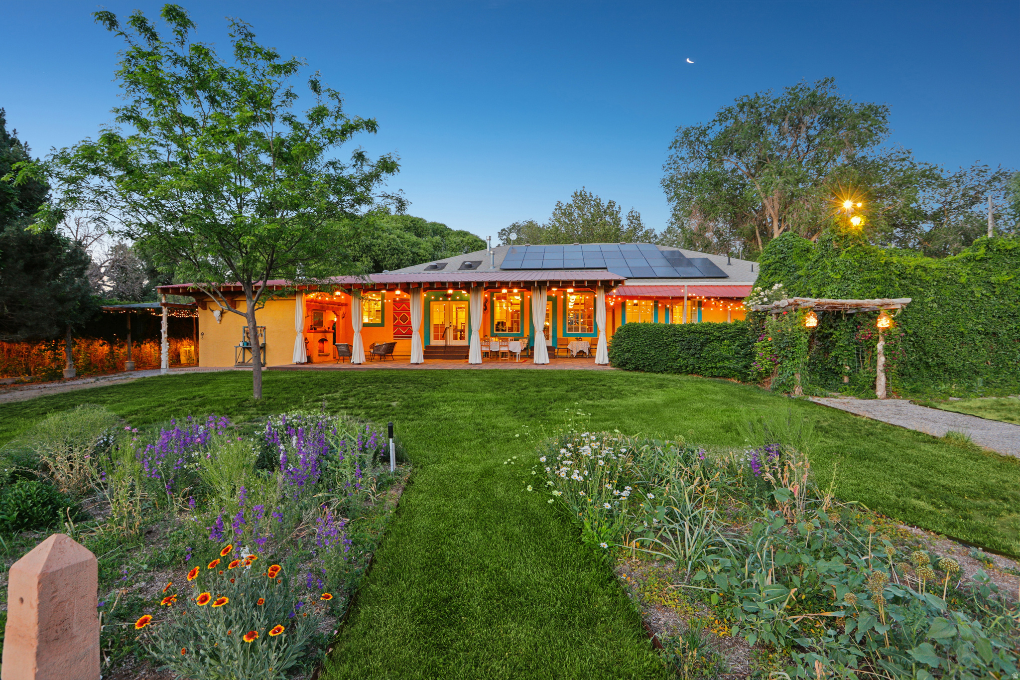 PALOMINO RANCH - Residential