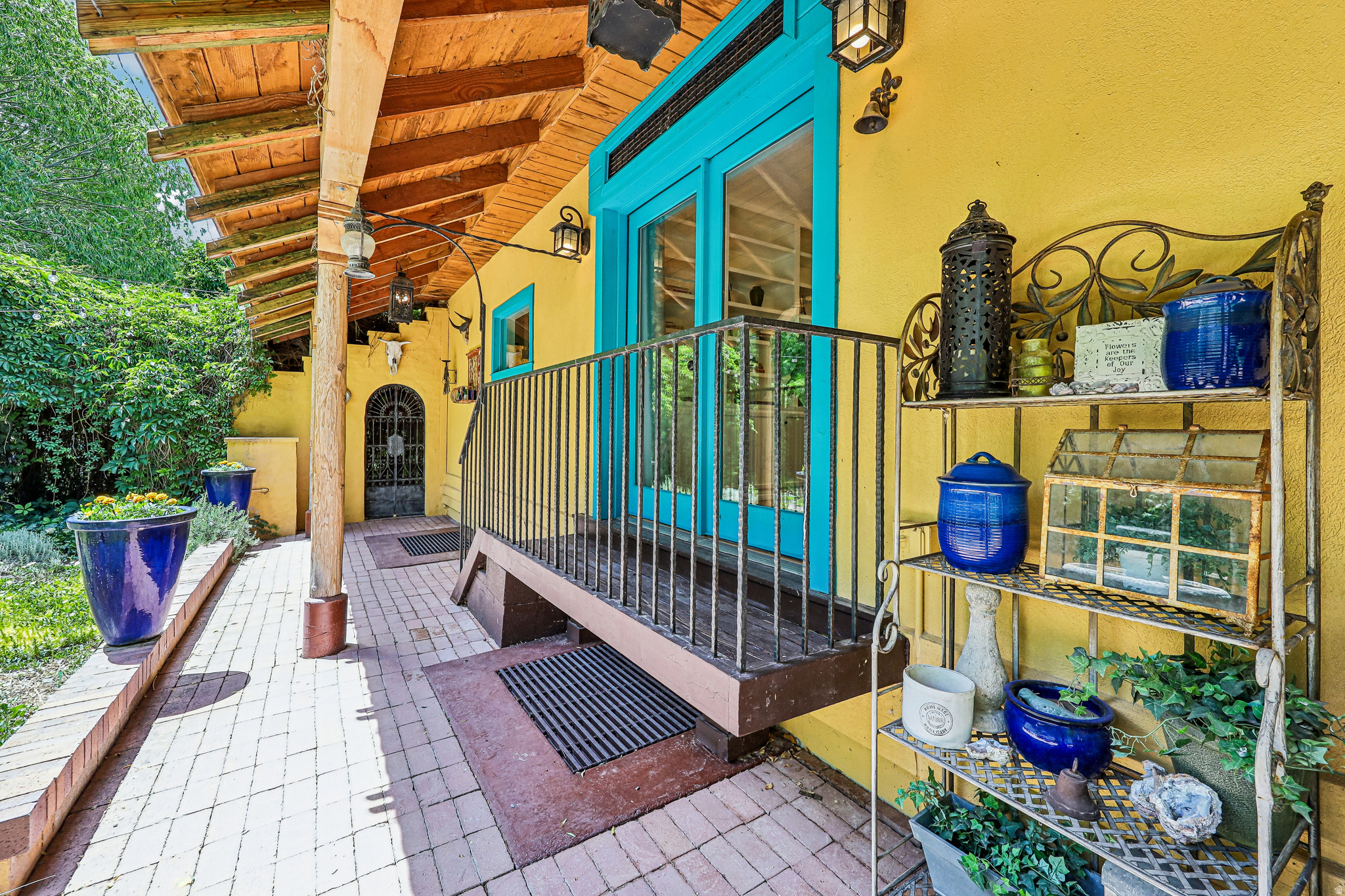 PALOMINO RANCH - Residential