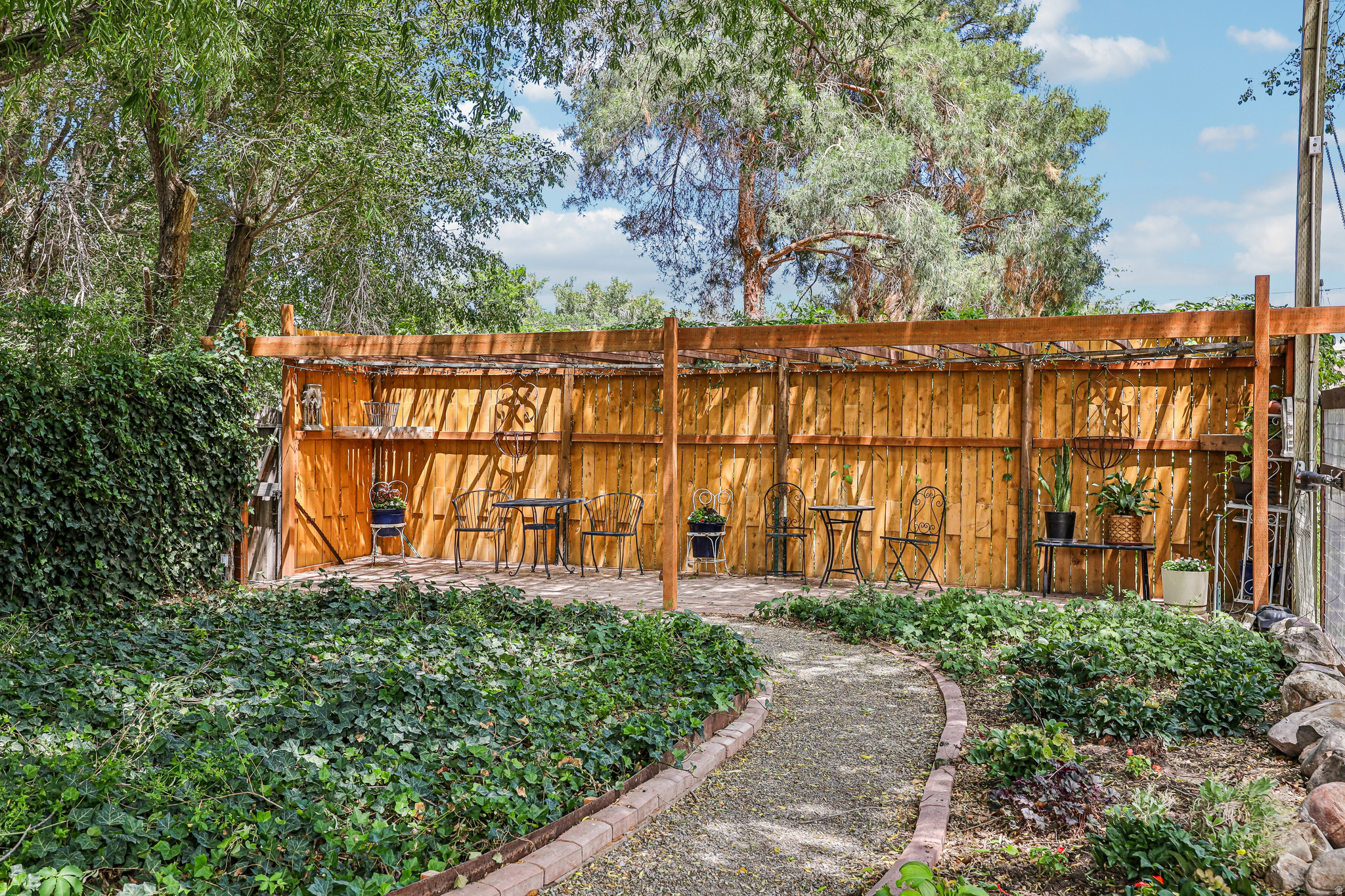 PALOMINO RANCH - Residential