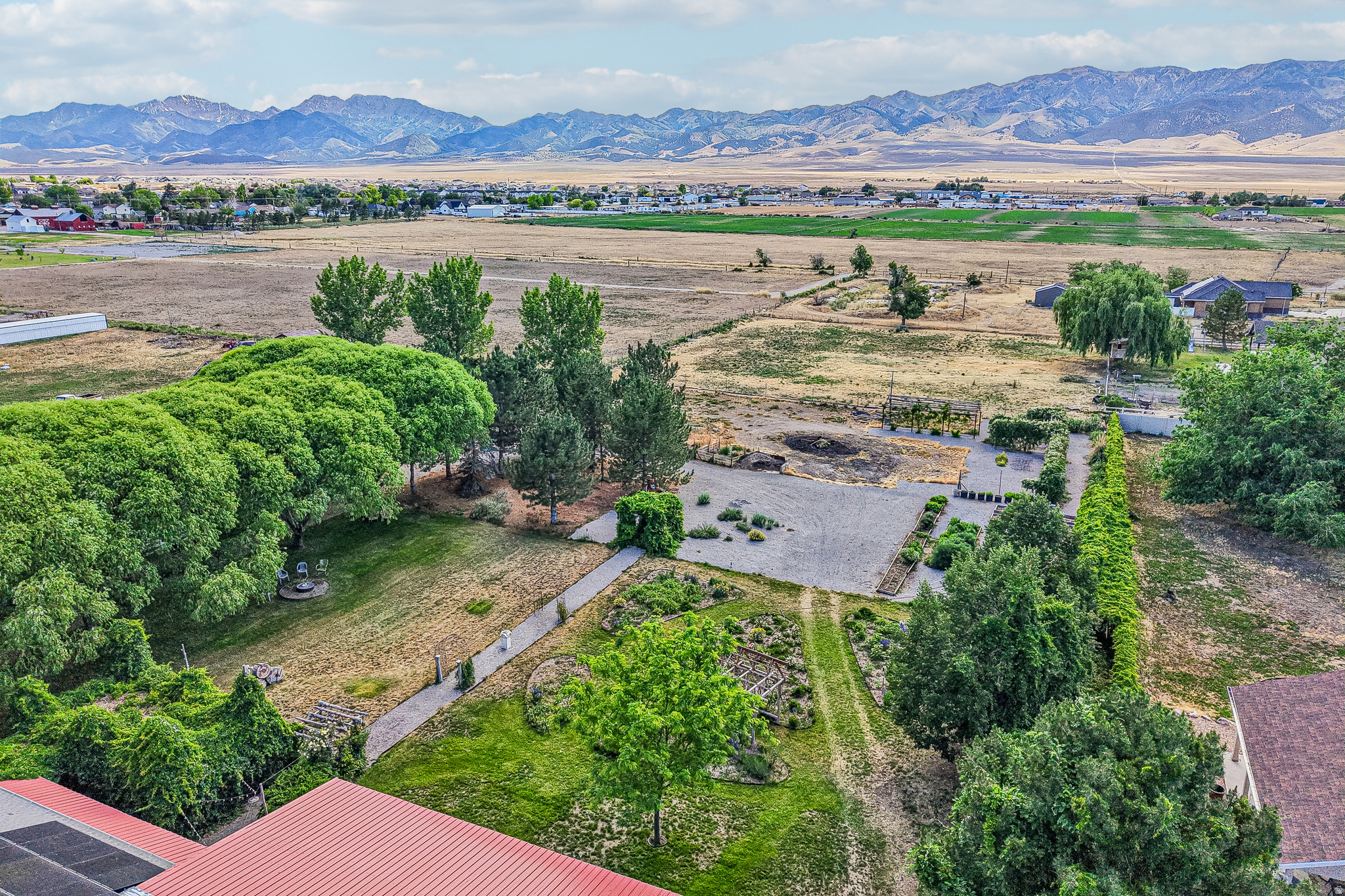 PALOMINO RANCH - Residential