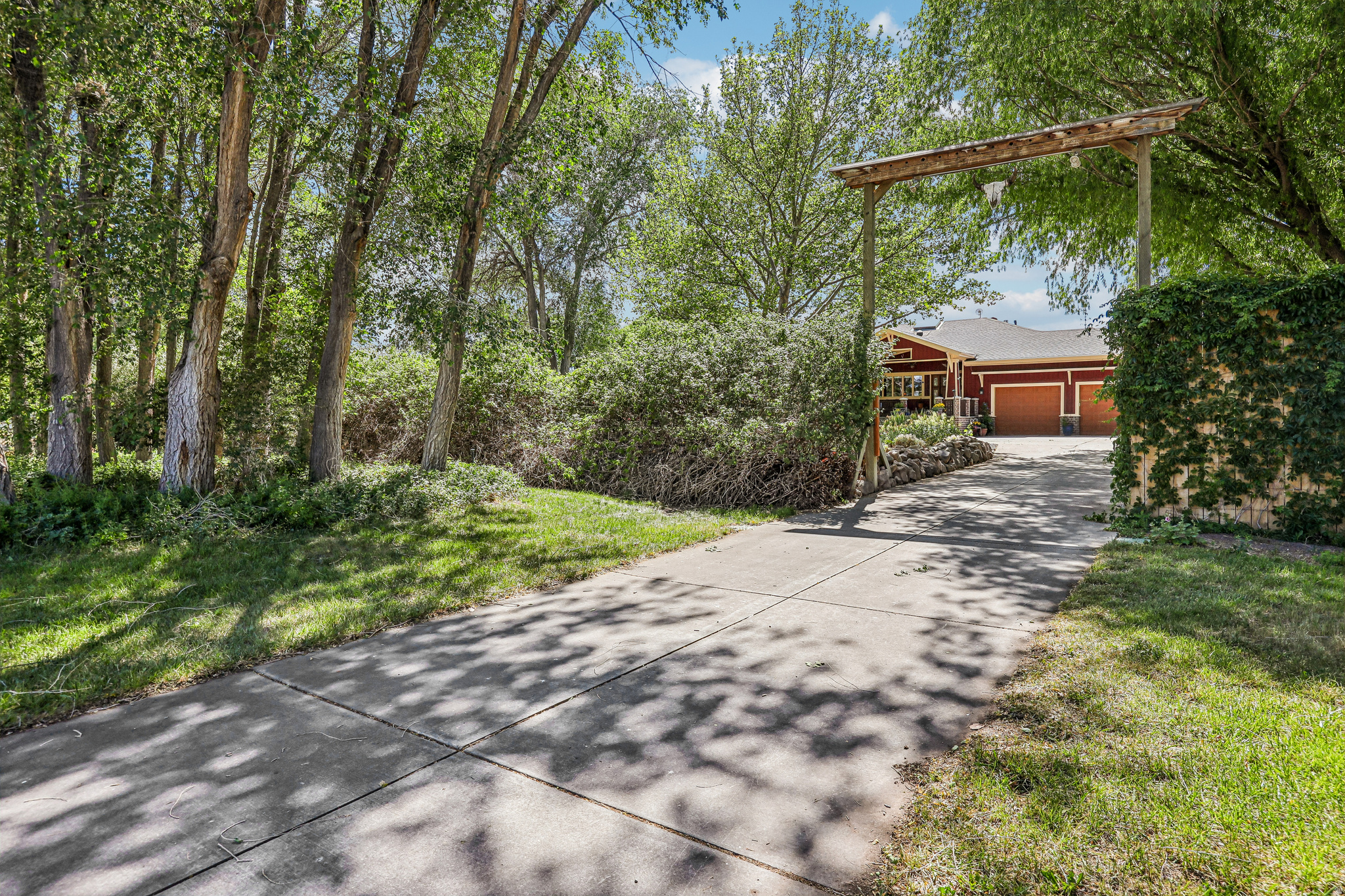 PALOMINO RANCH - Residential