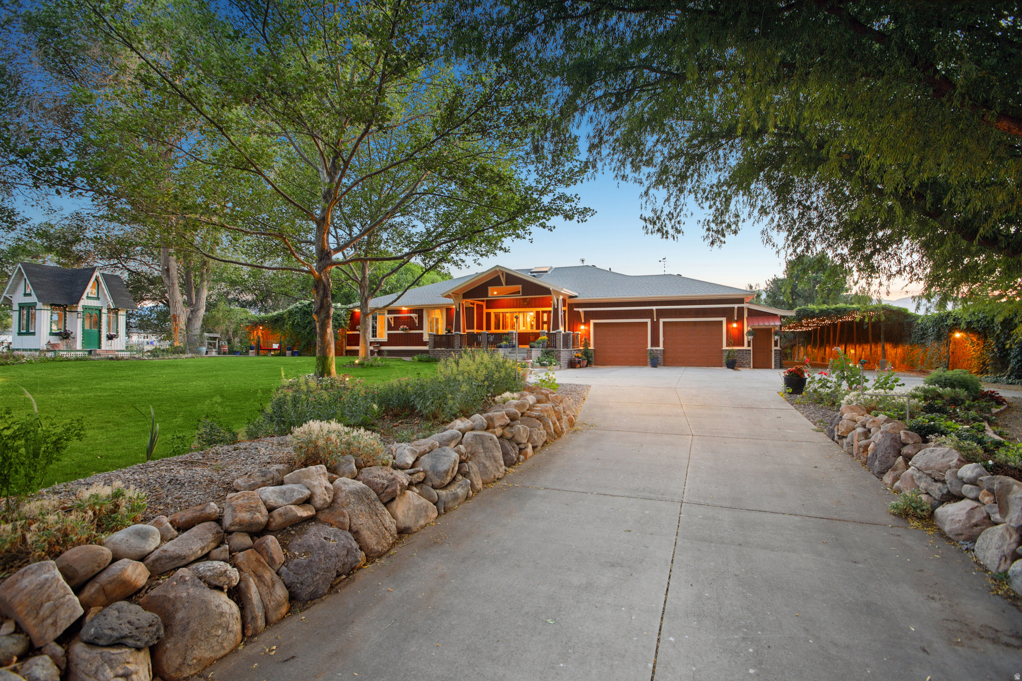 PALOMINO RANCH - Residential