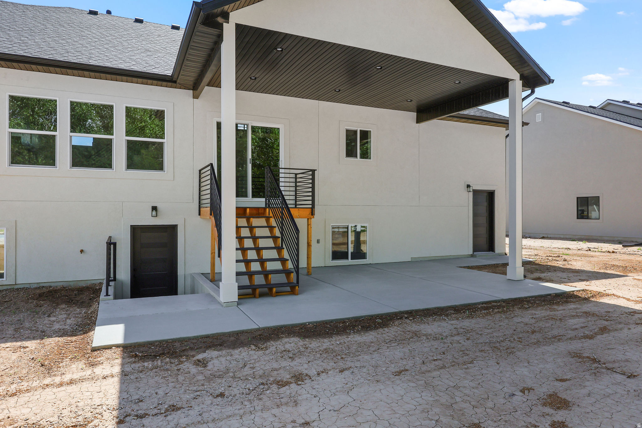 PAPPY'S ESTATES - Residential