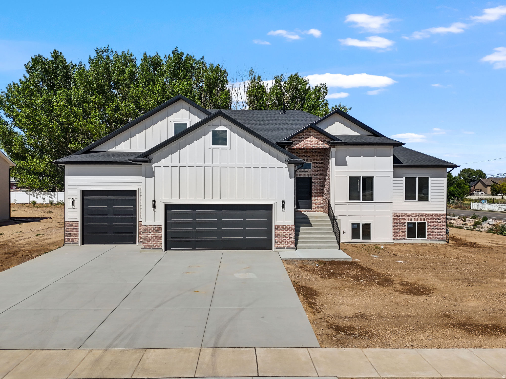 PAPPY'S ESTATES - Residential