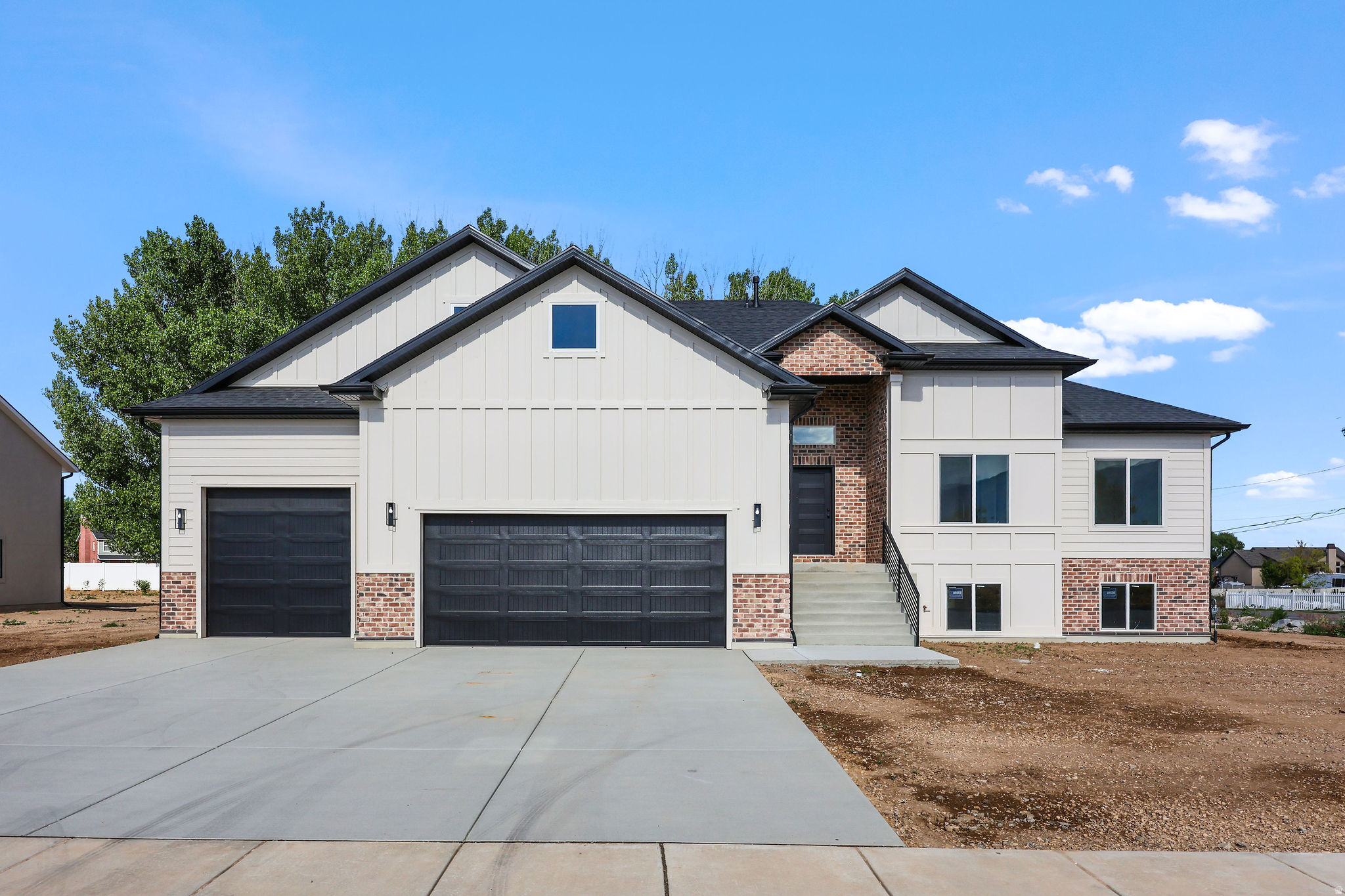 PAPPY'S ESTATES - Residential