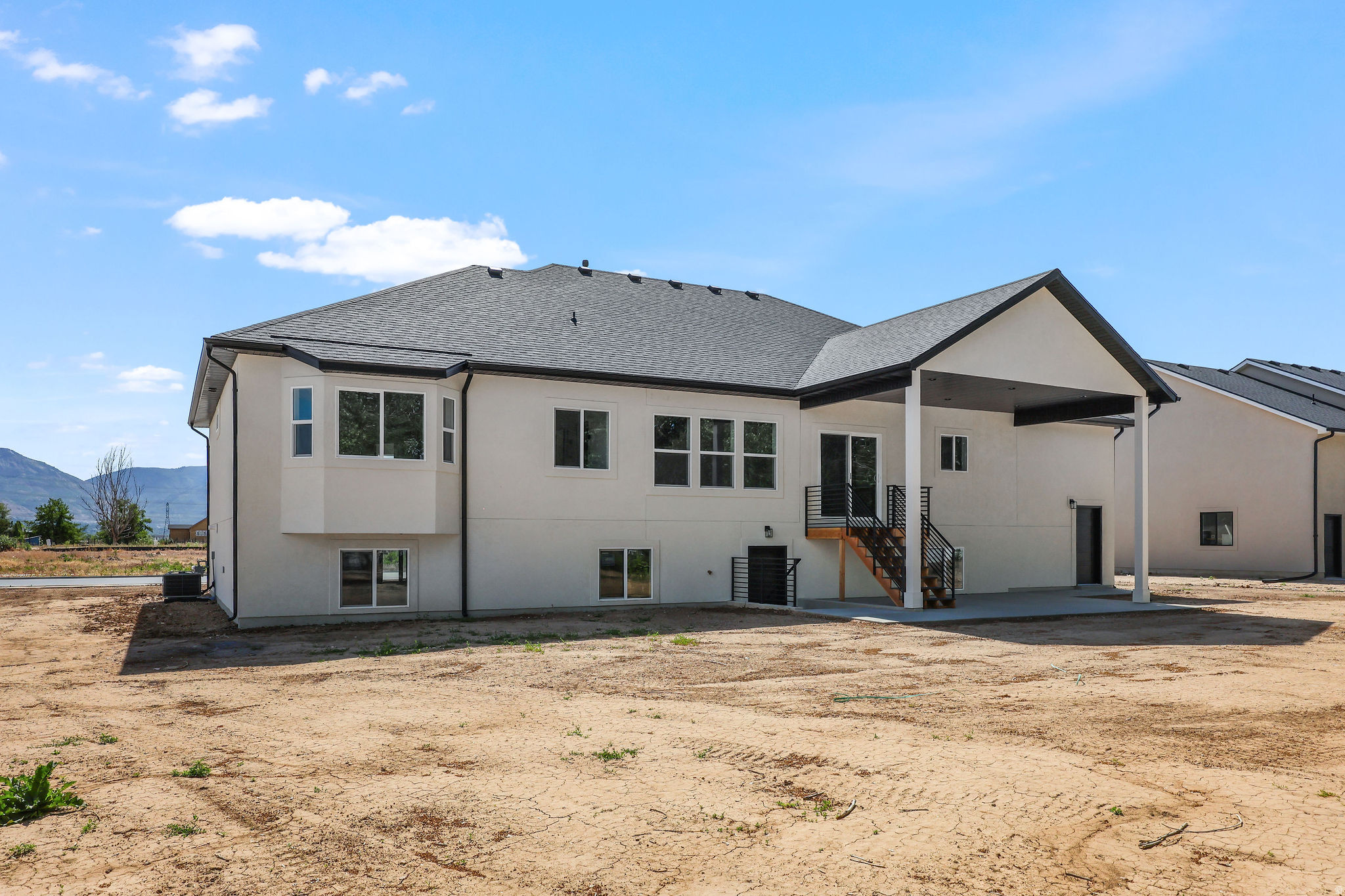 PAPPY'S ESTATES - Residential