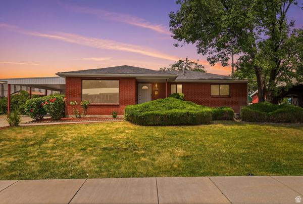 MEADOW LANE - Residential