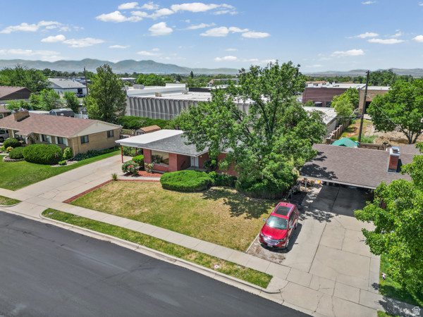 MEADOW LANE - Residential