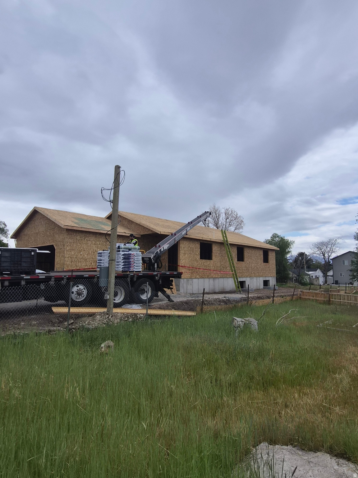 Brand-new rambler home being built now offering 3 bedrooms, 2 bathrooms, and 2,726 sq ft on a .187-acre lot. Featuring nice standard upgrades, a maintenance-free exterior, and close proximity to town, this is the most affordable rambler in Tooele County at $429,000.