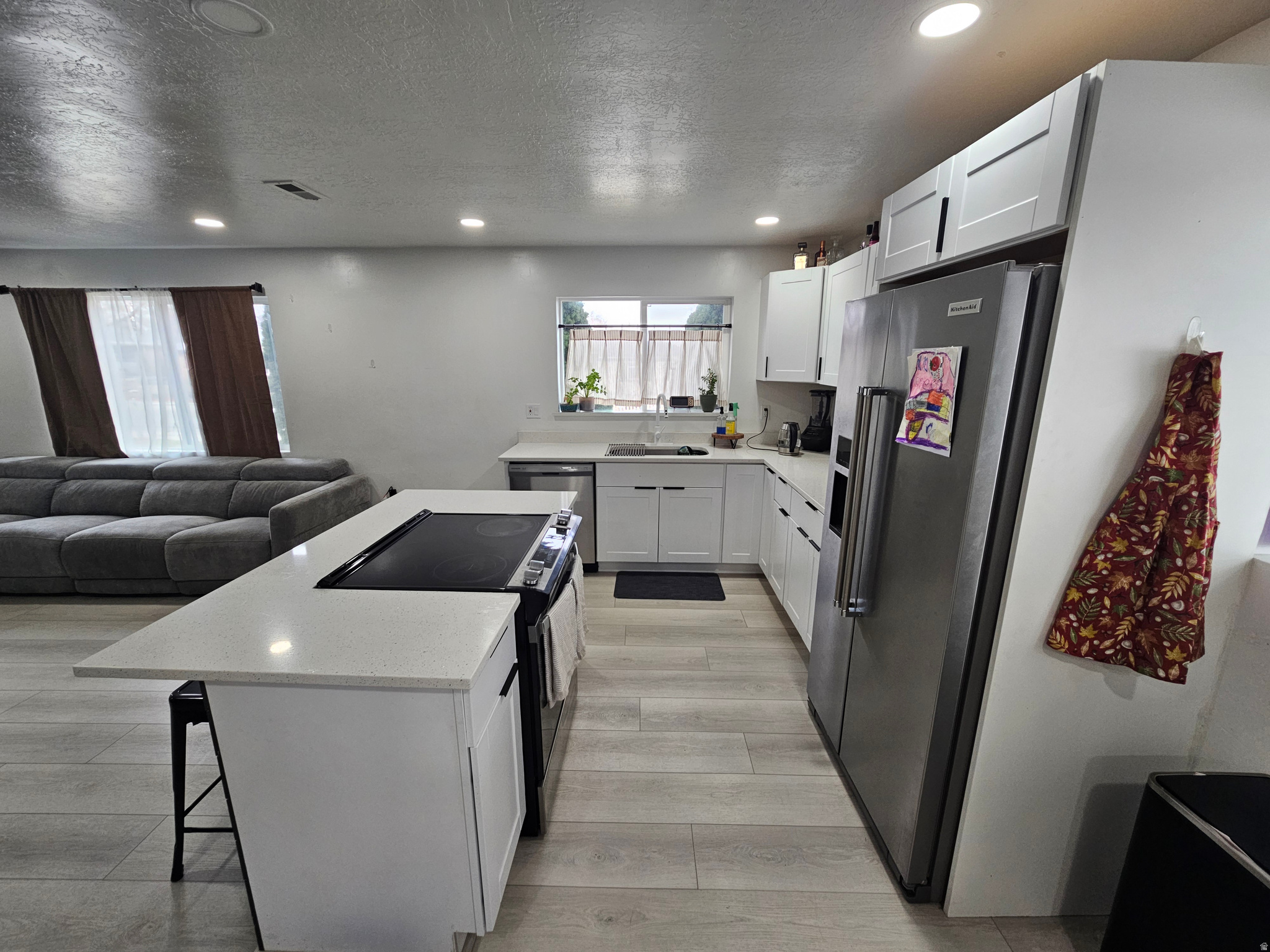HOFFMAN HEIGHTS - Residential