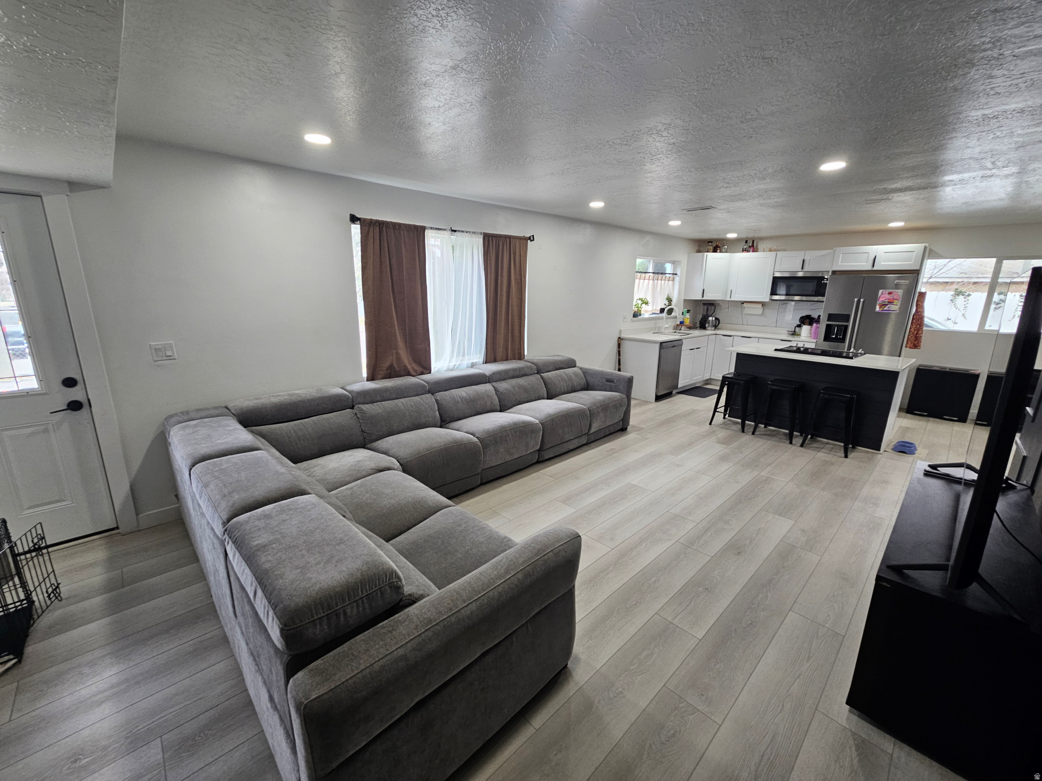 HOFFMAN HEIGHTS - Residential