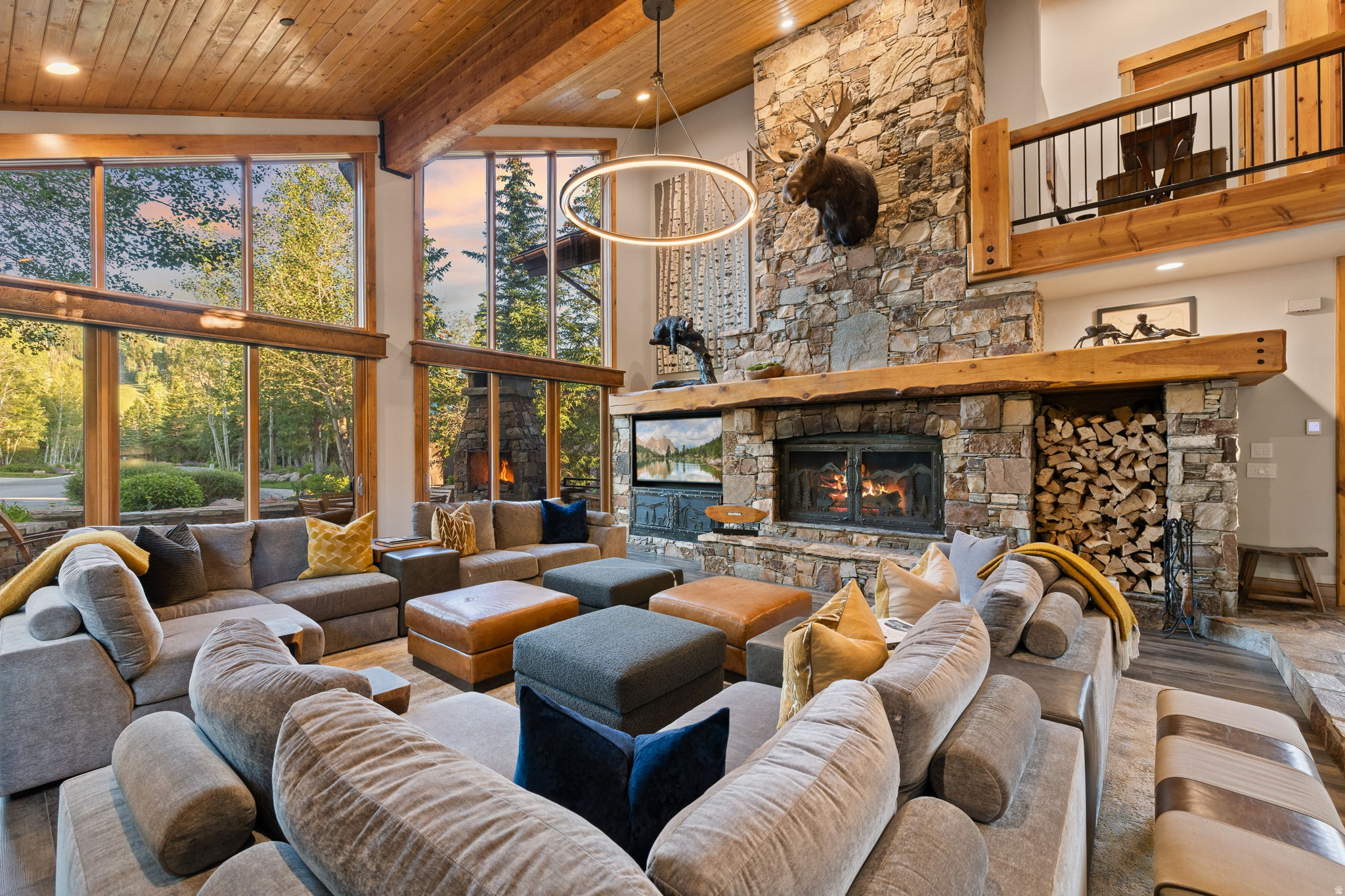 KNOLL ESTATES - Residential