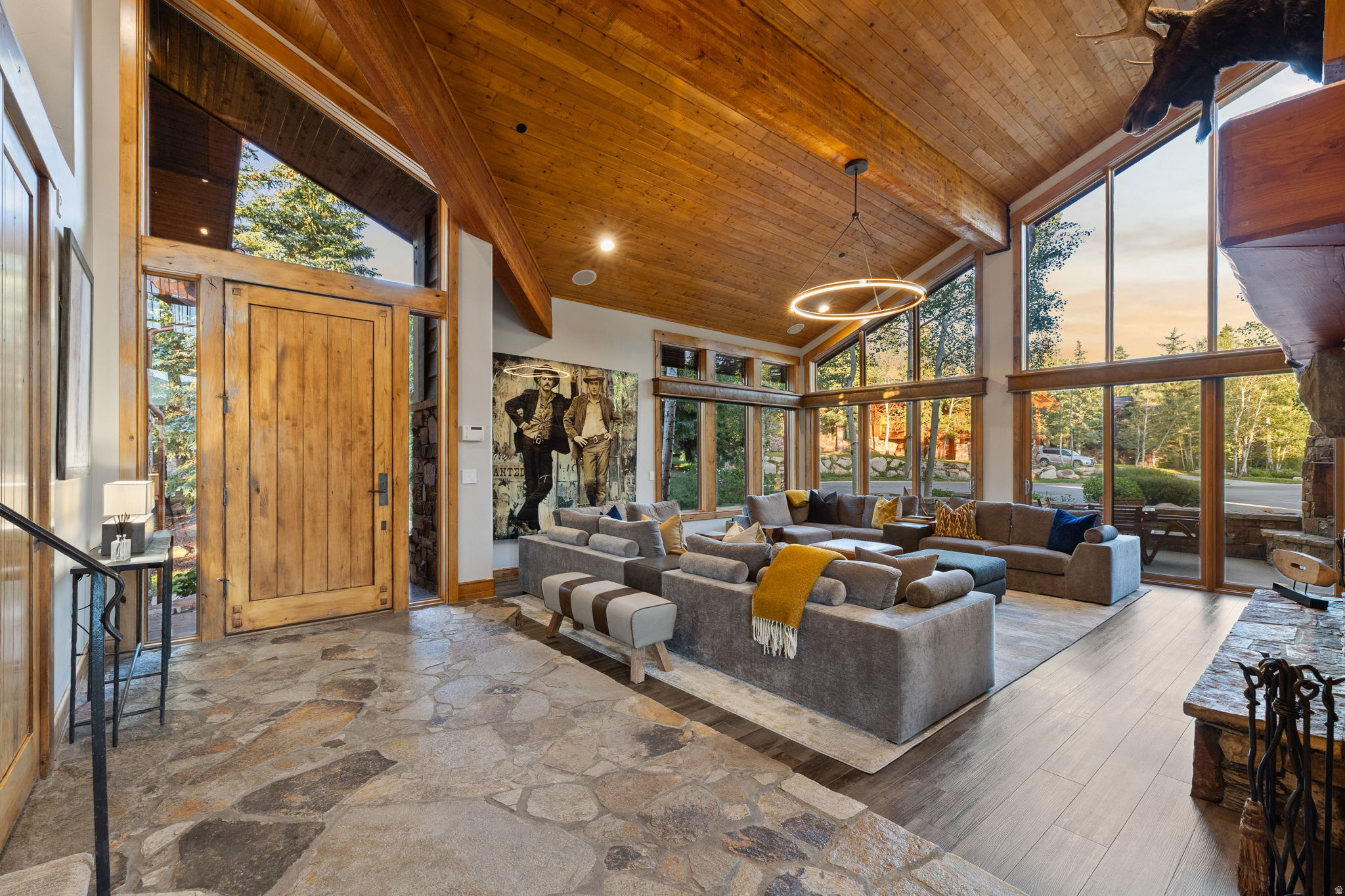 KNOLL ESTATES - Residential