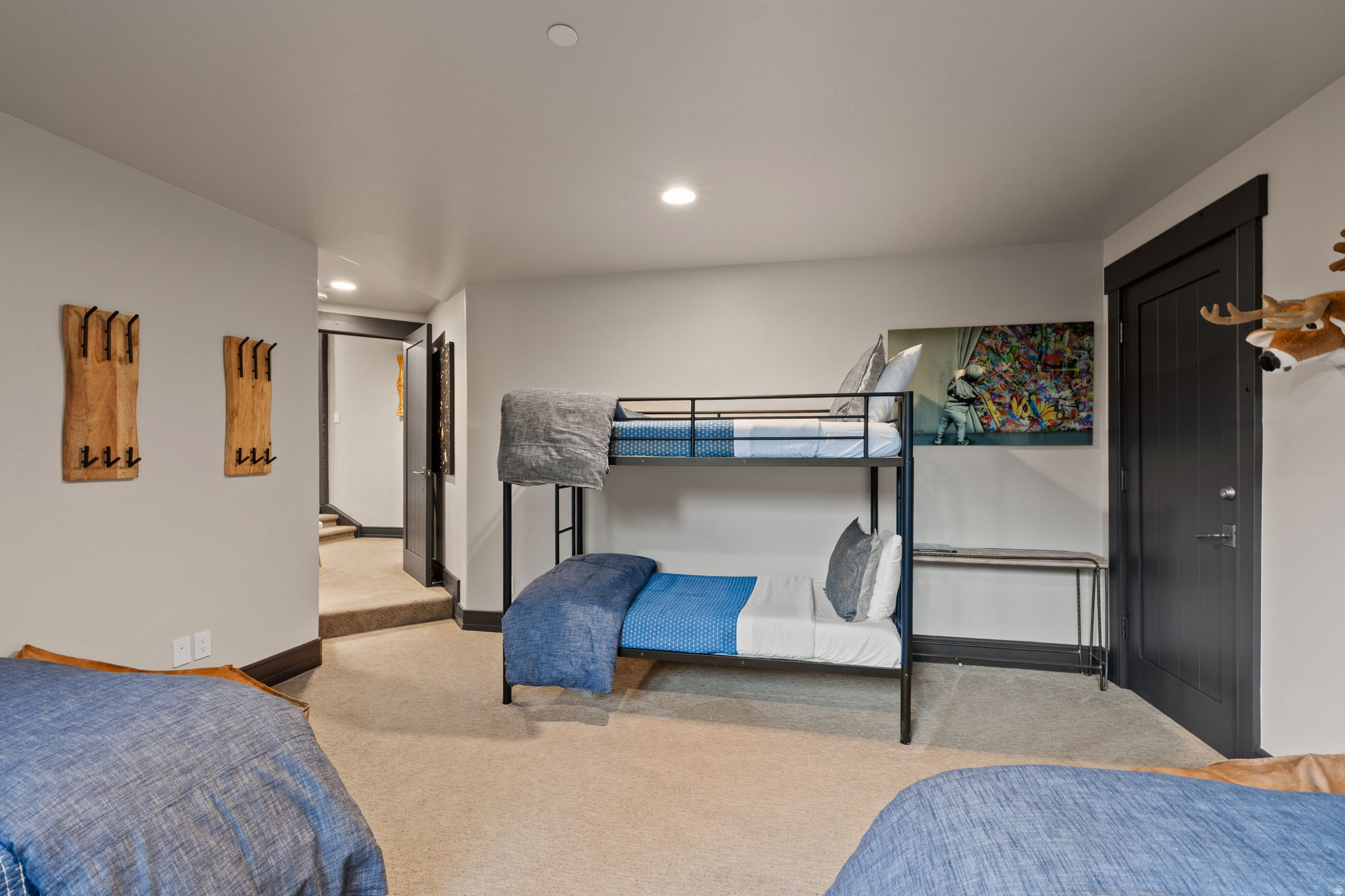 KNOLL ESTATES - Residential