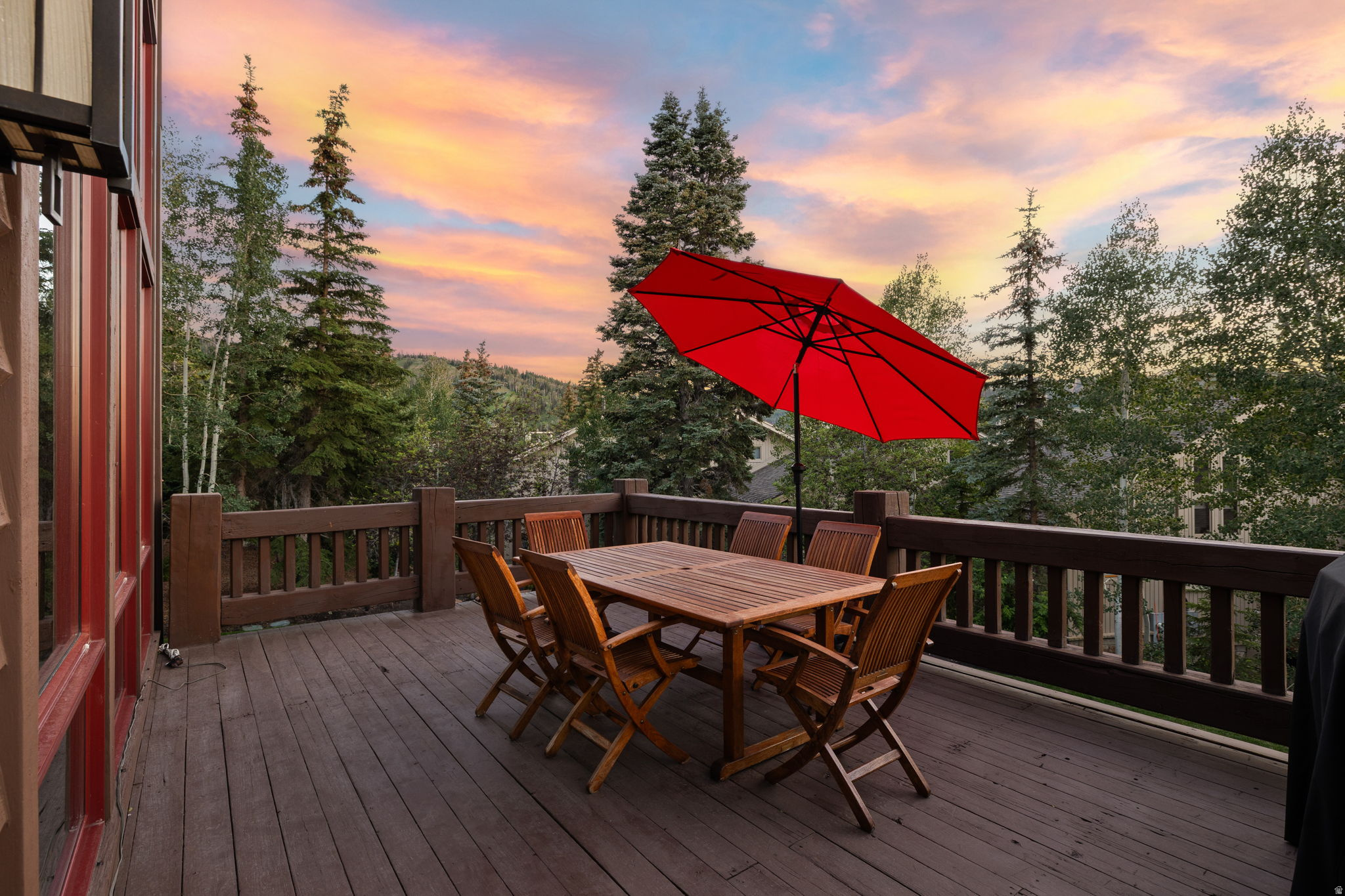 KNOLL ESTATES - Residential