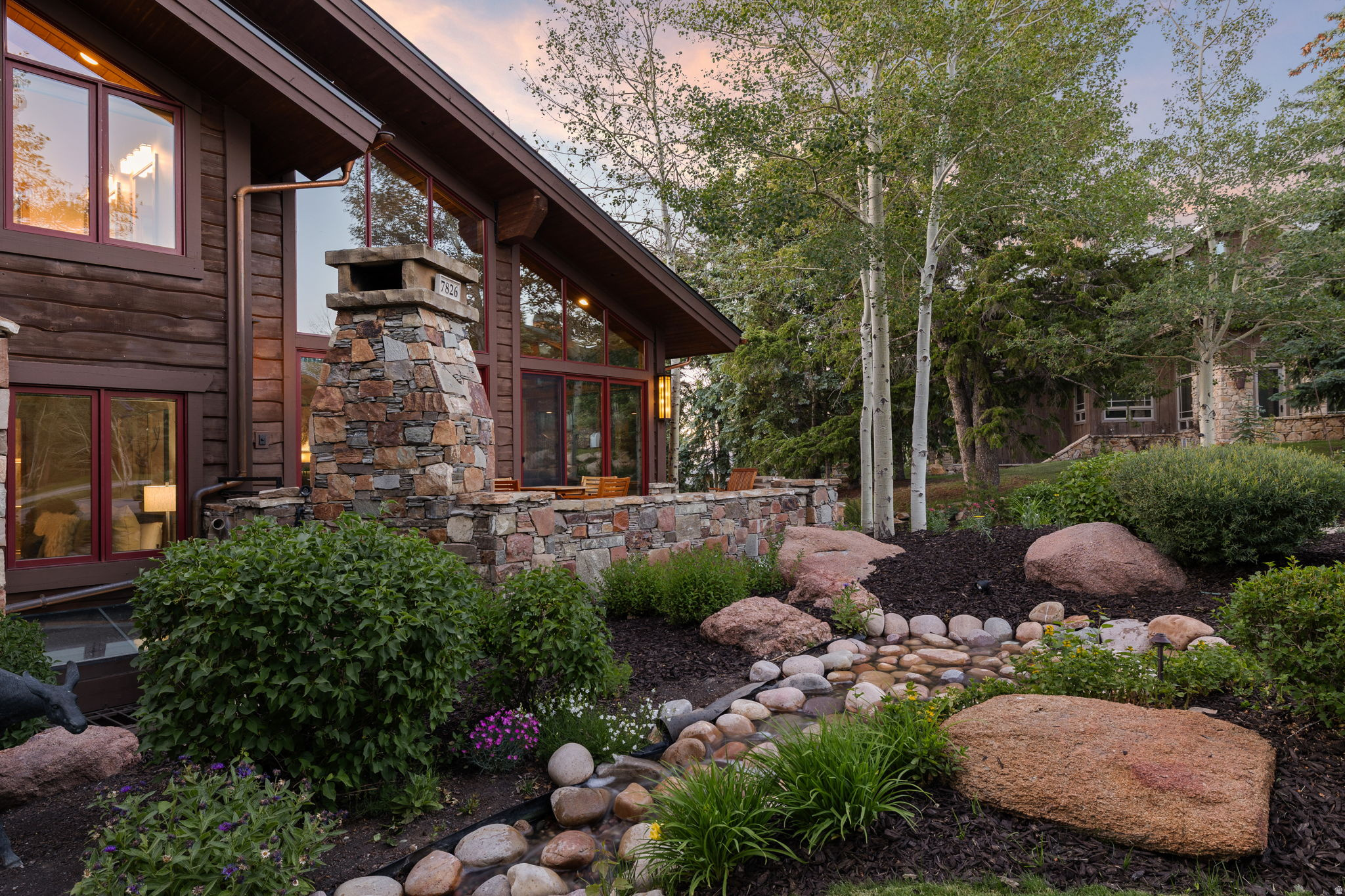 KNOLL ESTATES - Residential