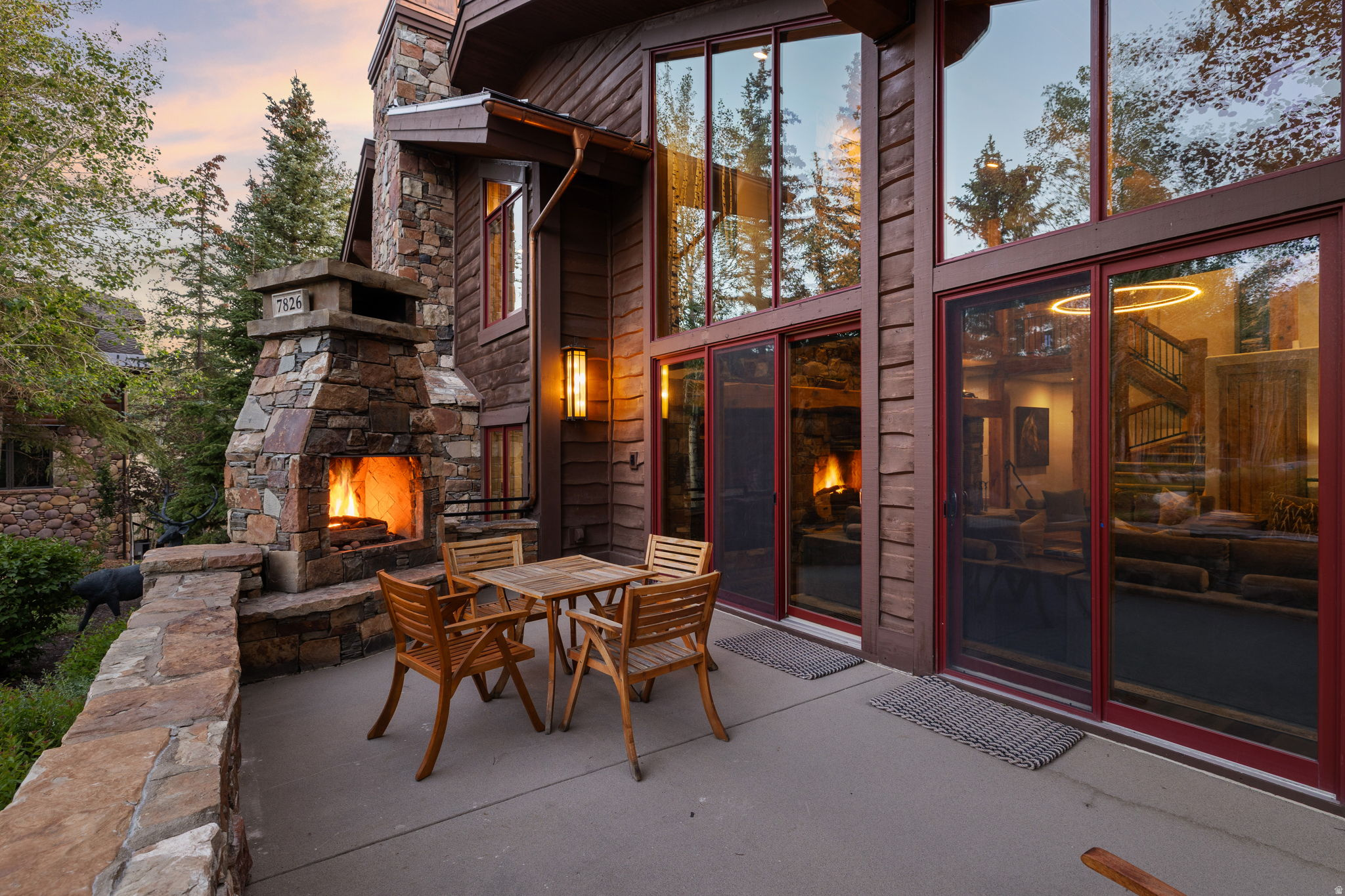 KNOLL ESTATES - Residential
