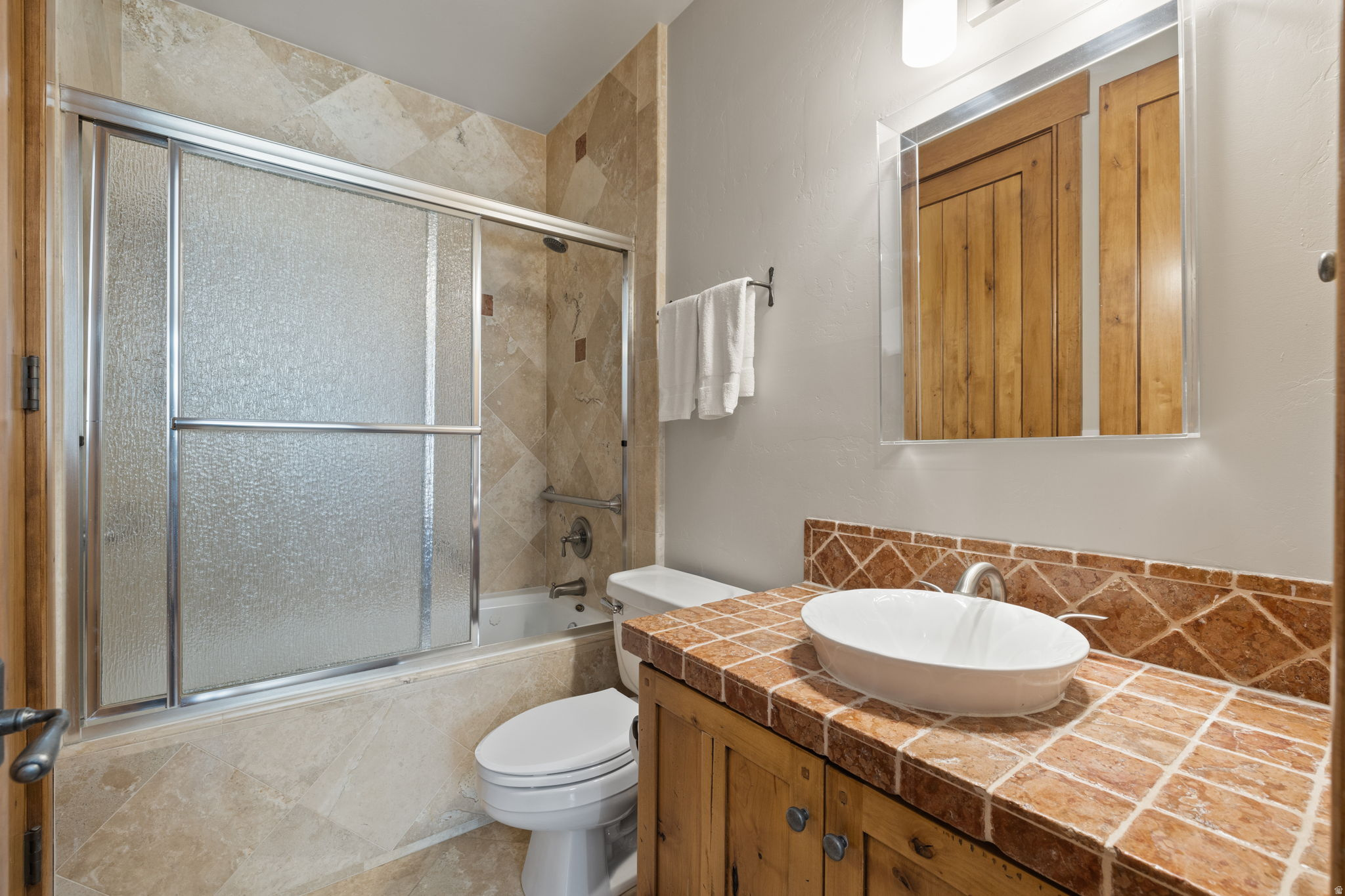 KNOLL ESTATES - Residential