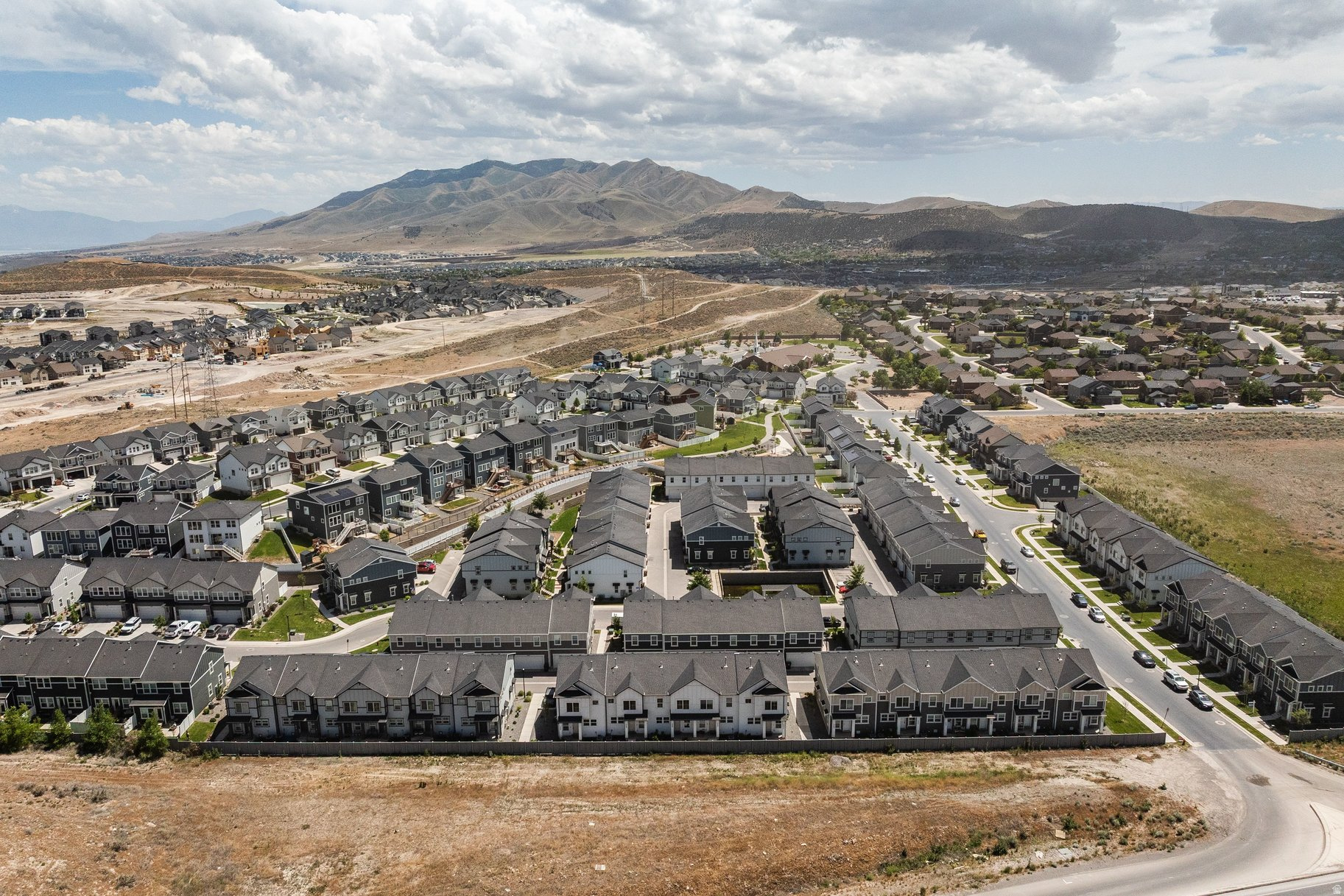 SCENIC MOUNTAIN - Residential