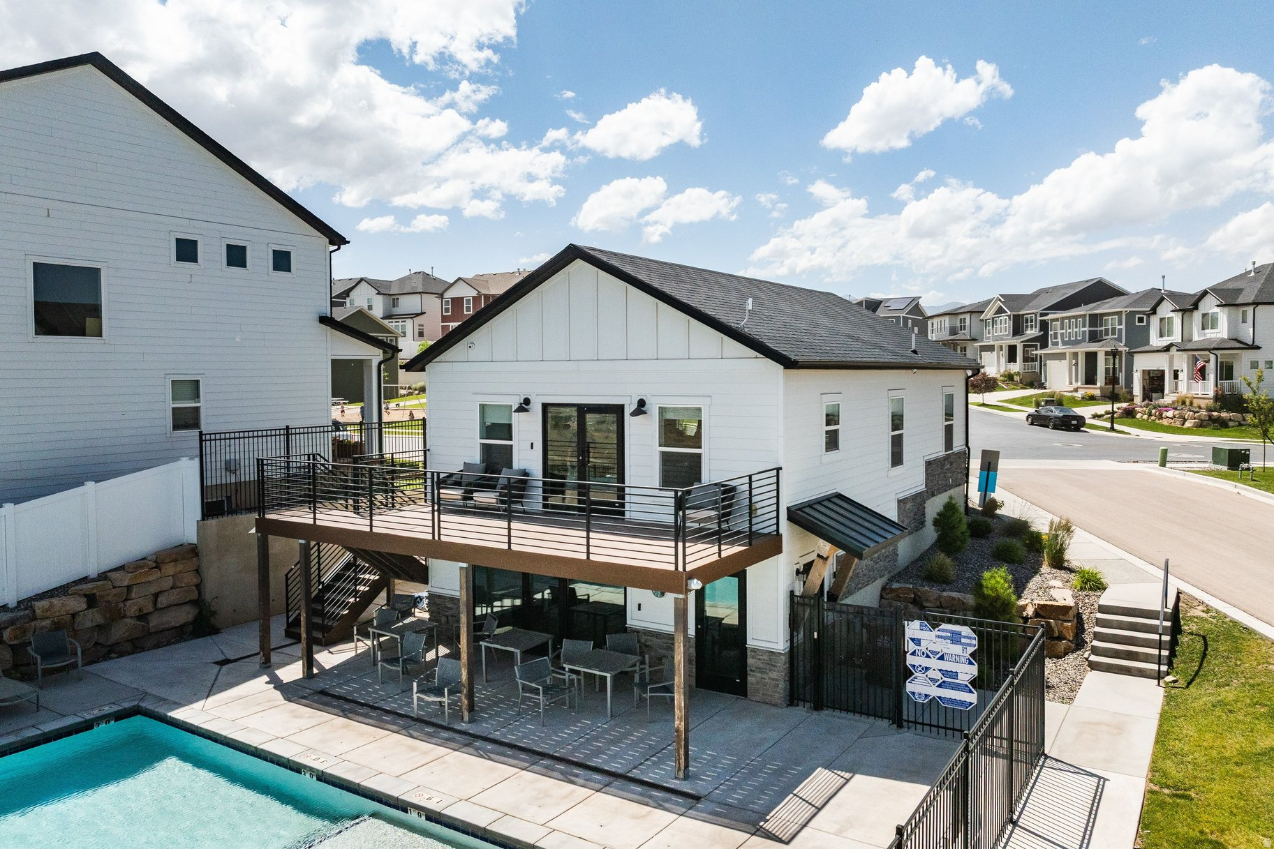 SCENIC MOUNTAIN - Residential