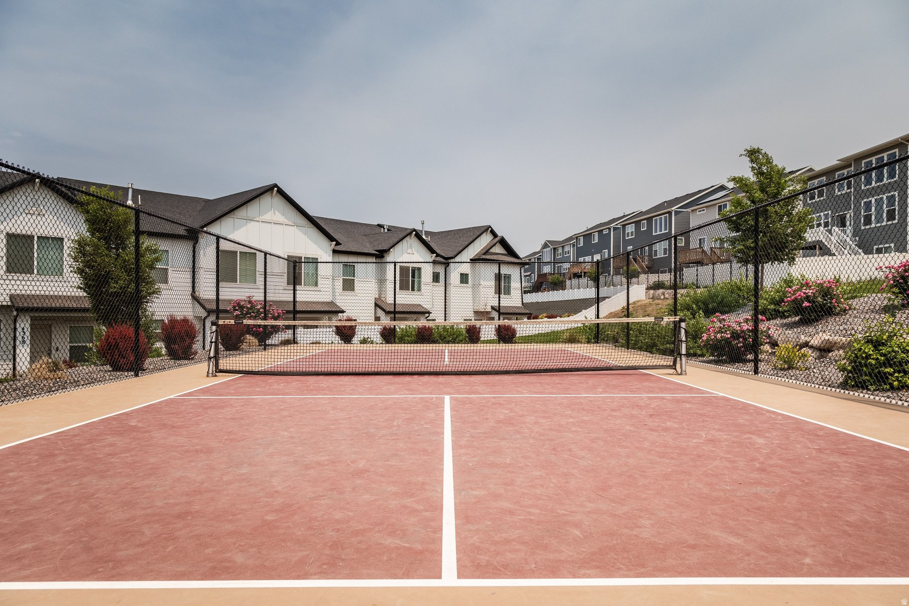 SCENIC MOUNTAIN - Residential