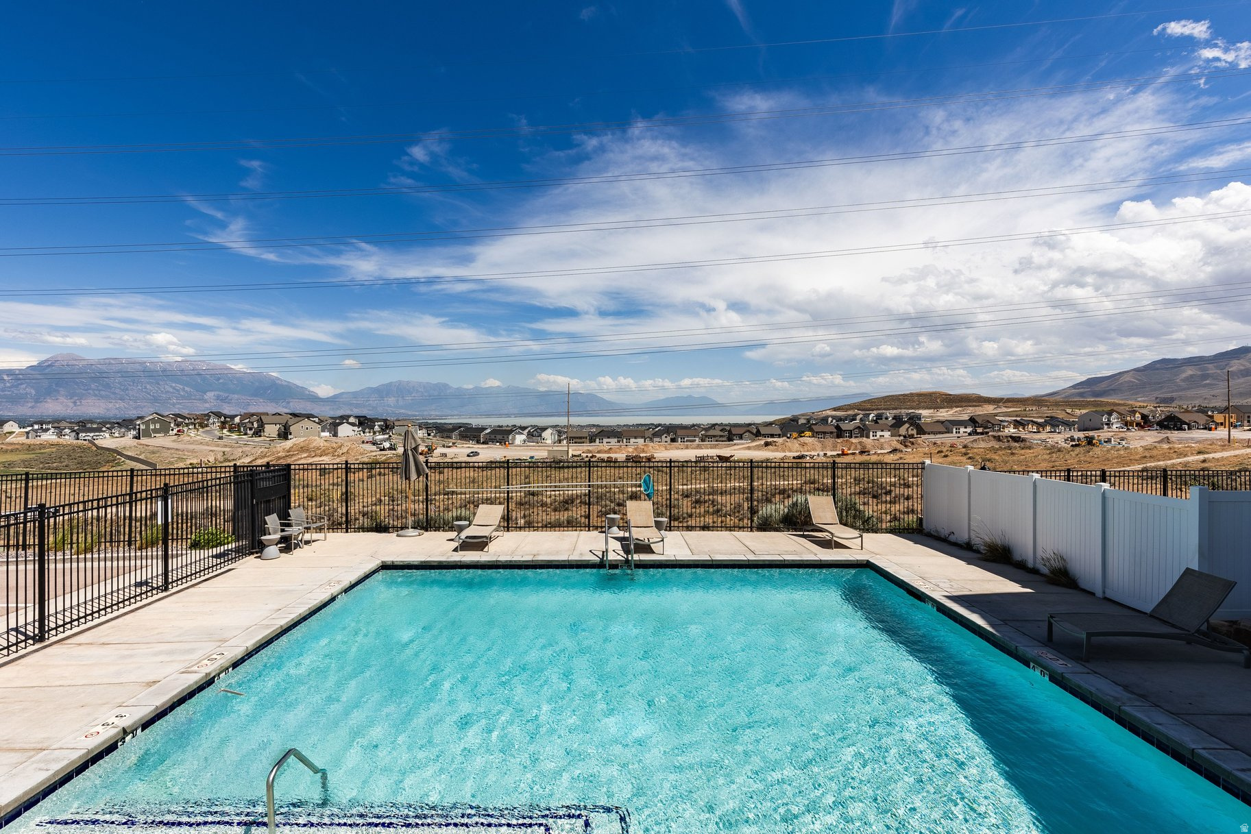 SCENIC MOUNTAIN - Residential